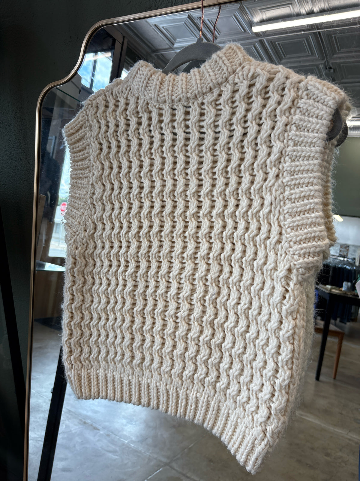 ZARA Size S Cream Crochet Sweater