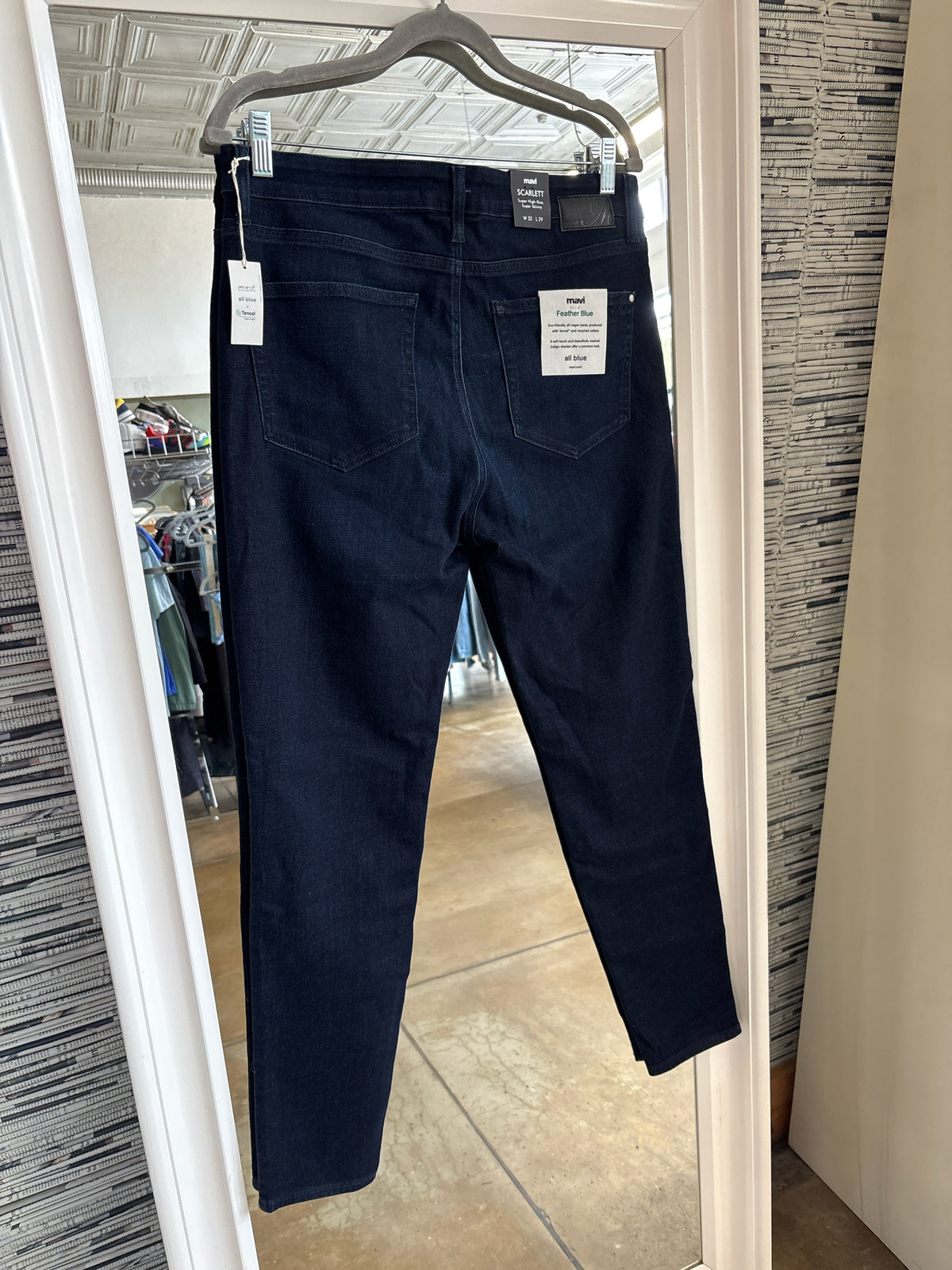 Mavi Size 32 Dark Wash Jeans