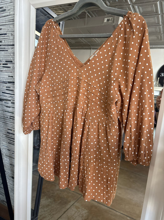 entro Size S Burnt Orange Polka Dot Top