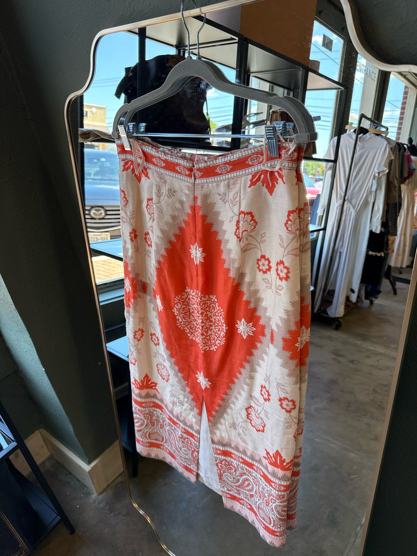 ANTONIO MELANI Size 10 Cream/multi Paisley Skirt