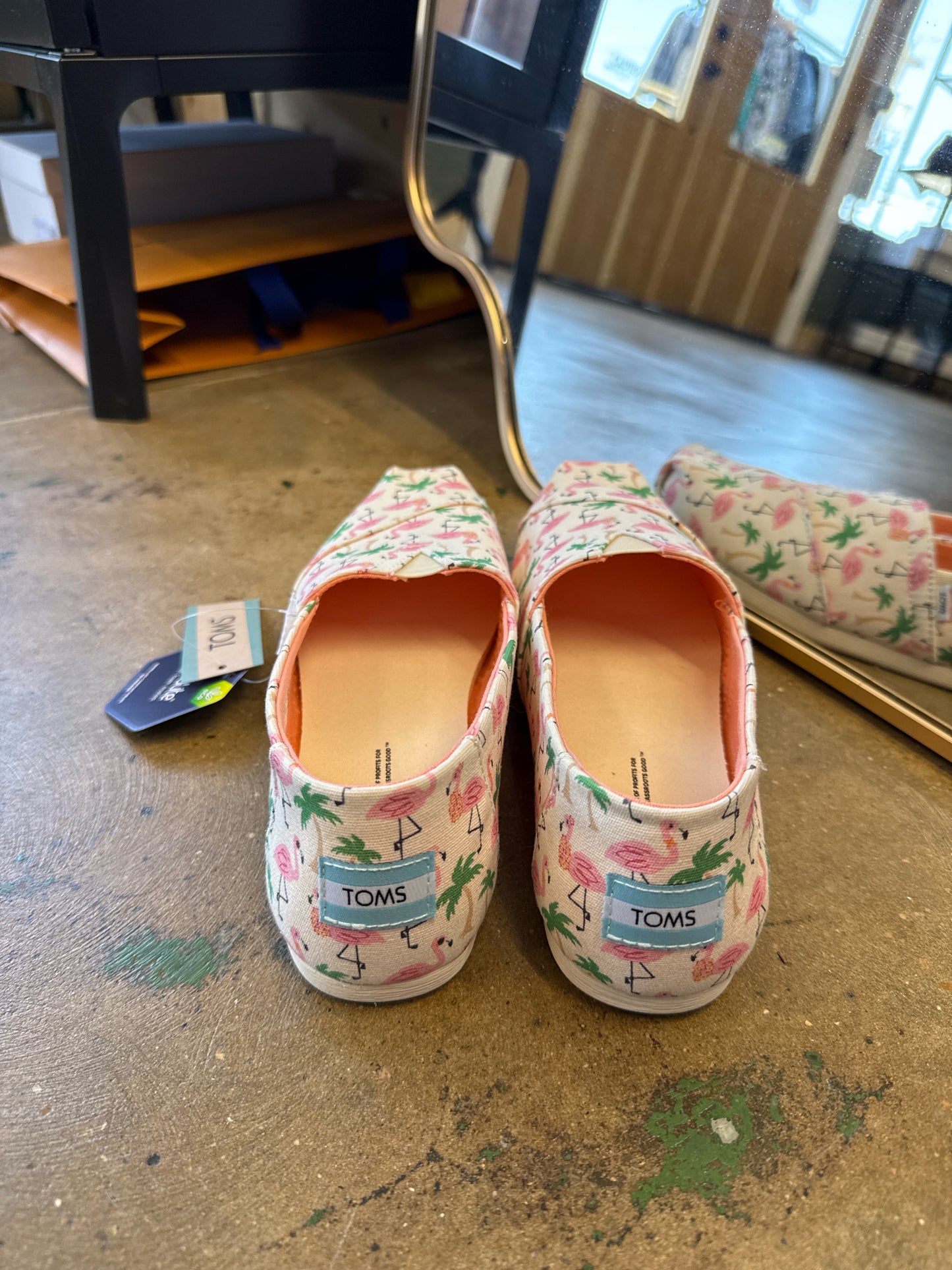 Toms Shoe Size 8 Pink/Green Flats