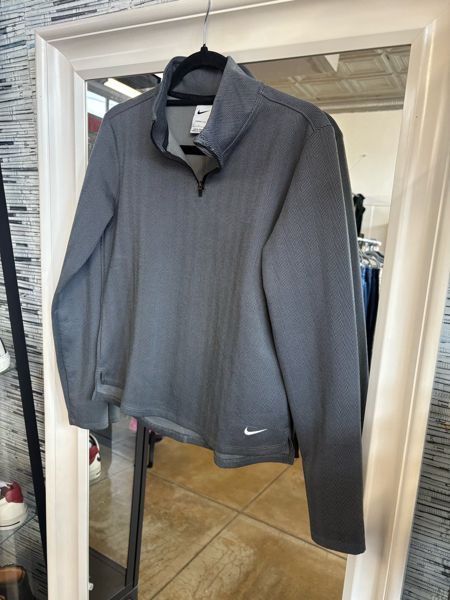NIKE Size S Gray Pullover/Hoodie