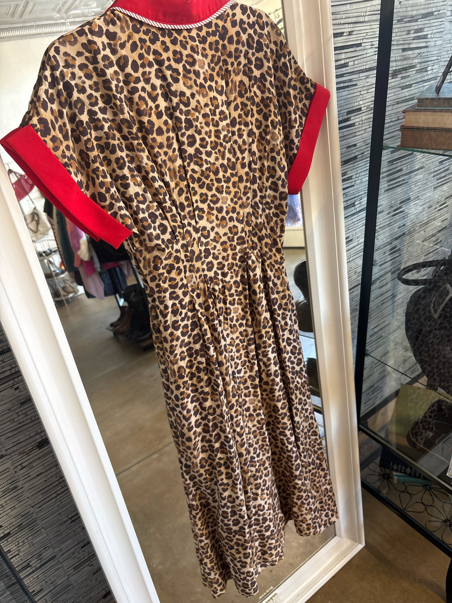entro Brown/Red Cheetah Dress
