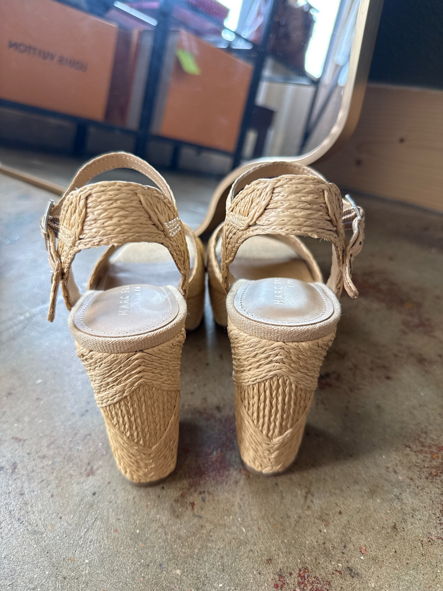 Marc Fisher Shoe Size 7 Tan Heels