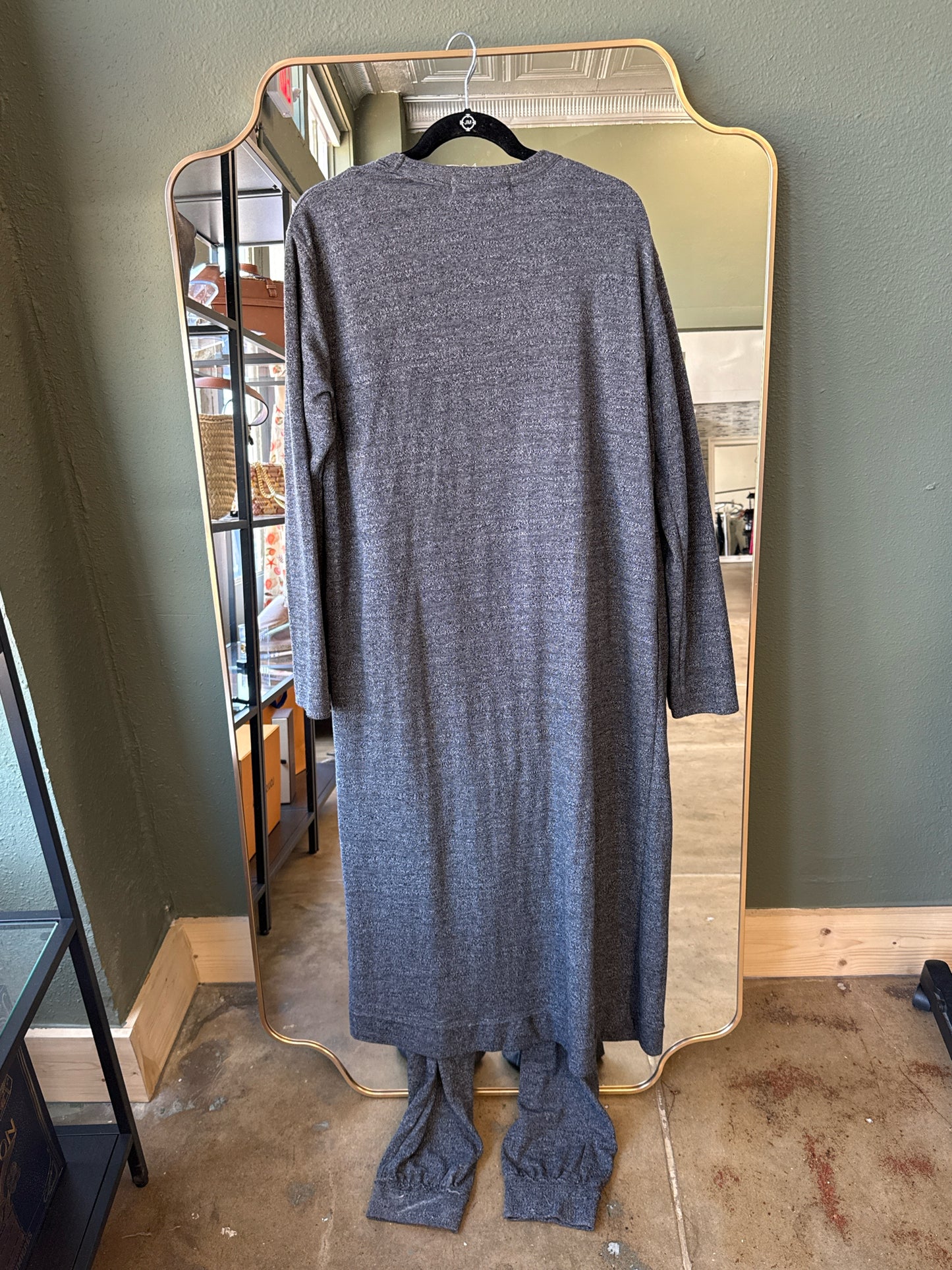 FP Beach Size L Charcoal Two PC Set