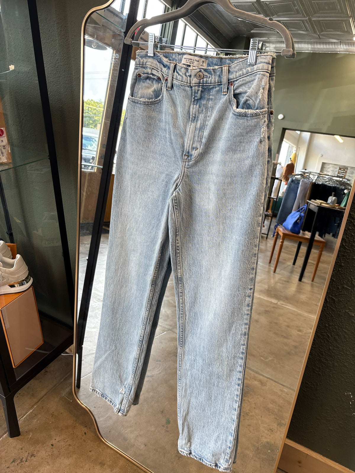 Abercrombie & Fitch Size 26/2 Denim Blue Jeans