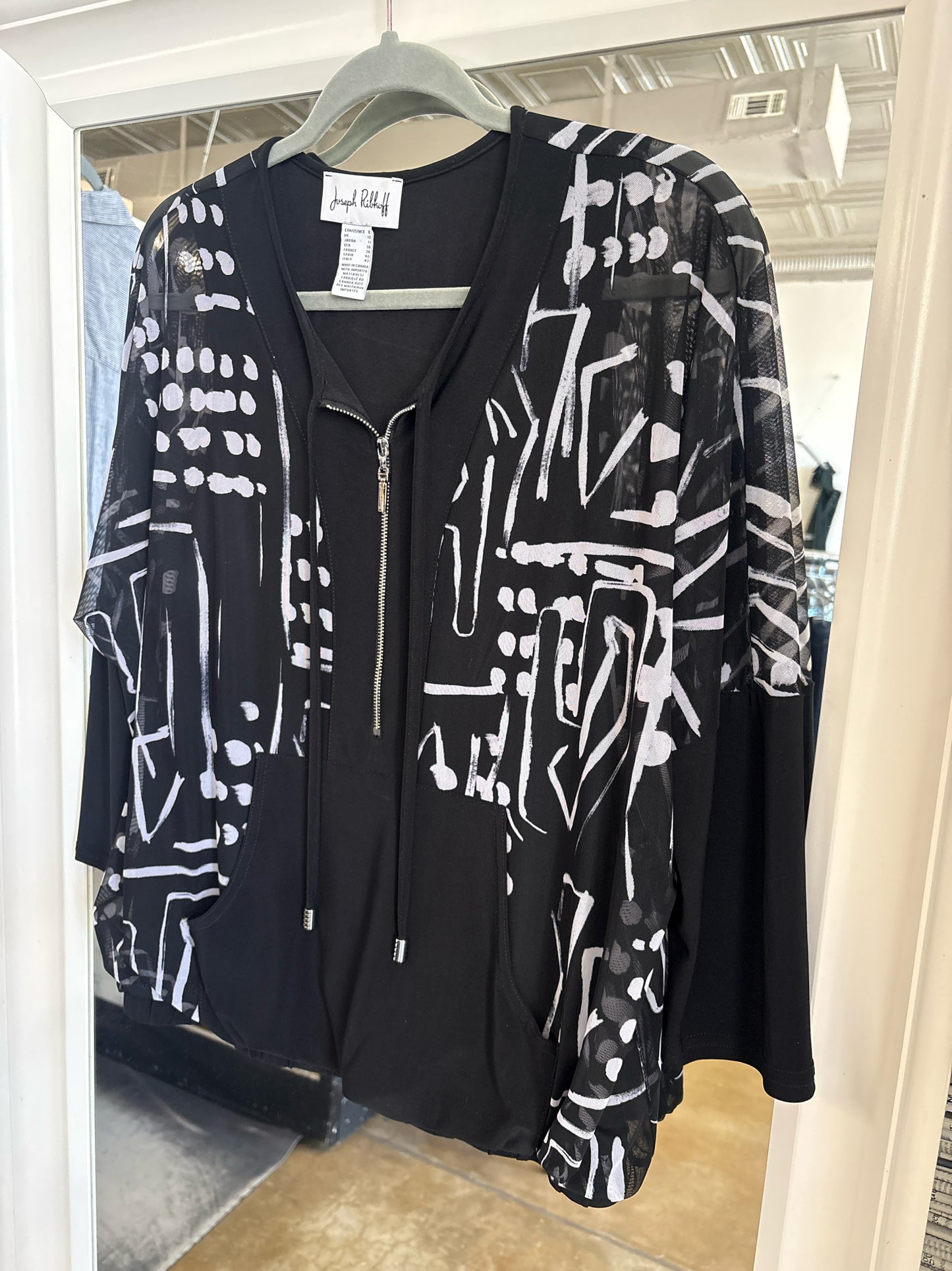joseph ribkoff Size 8 Black/White Top
