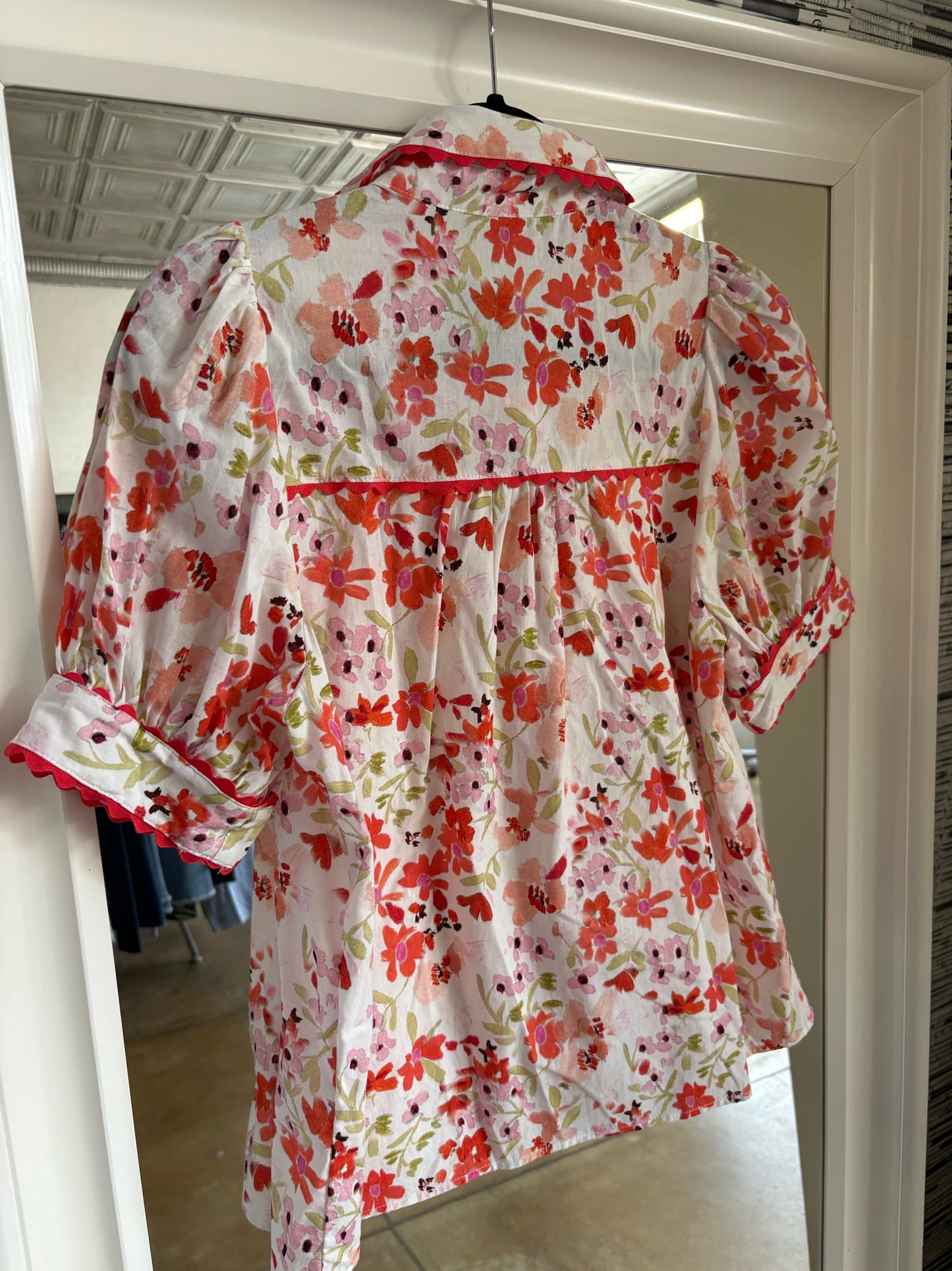 staccato Size M Red/Wht/Pink Top