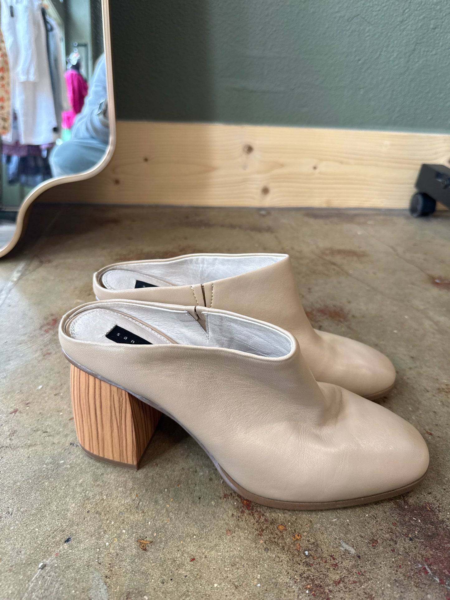 Sanctuary Shoe Size 10 Taupe Wedge