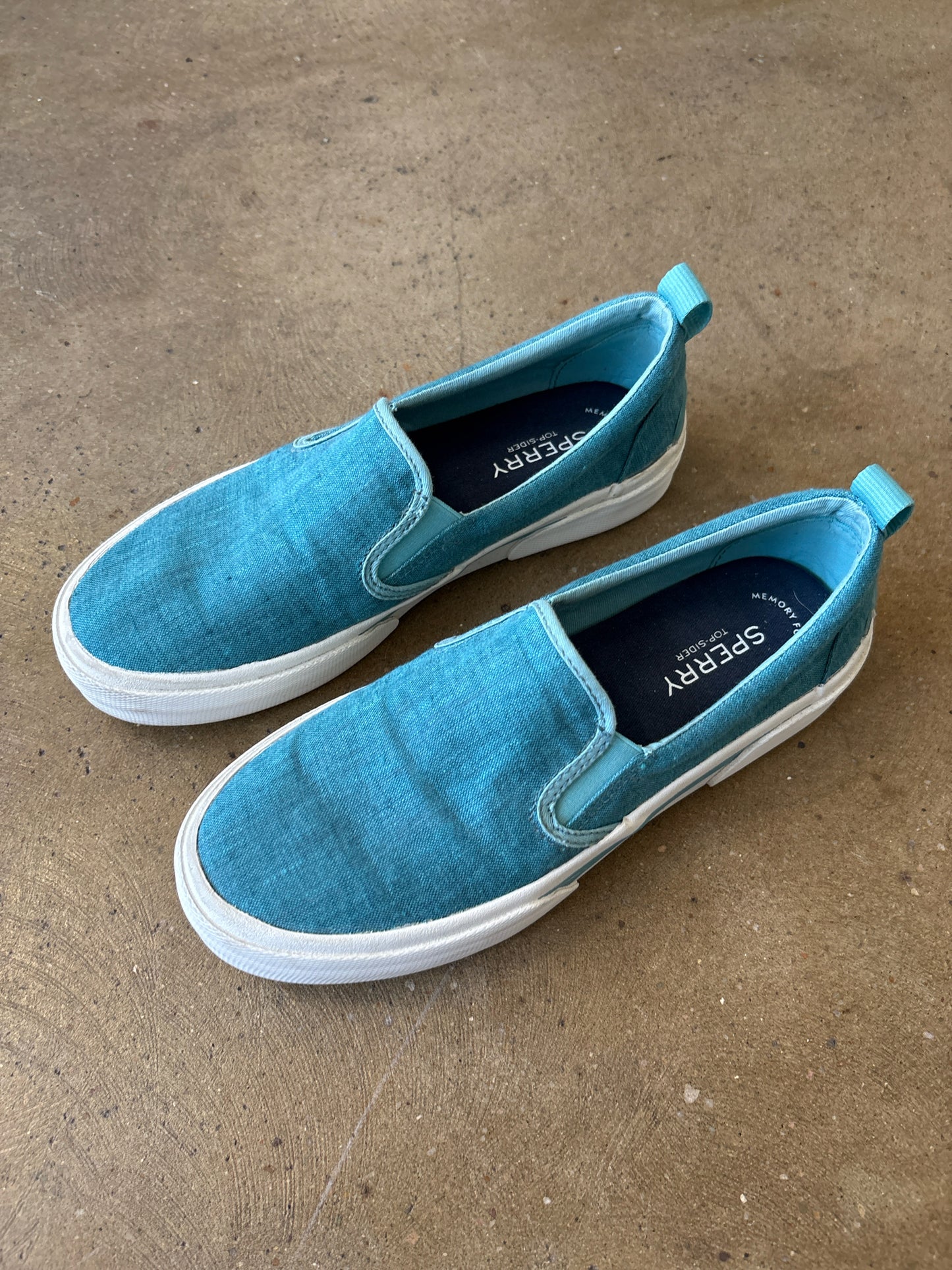Sperry Shoe Size 7.5 Turquoise Sneakers