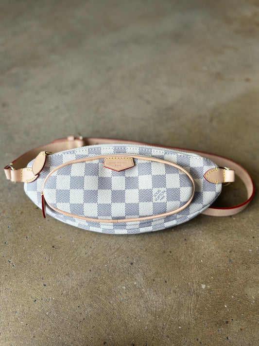 Louis Vuitton Gray/White Damier Luxury
