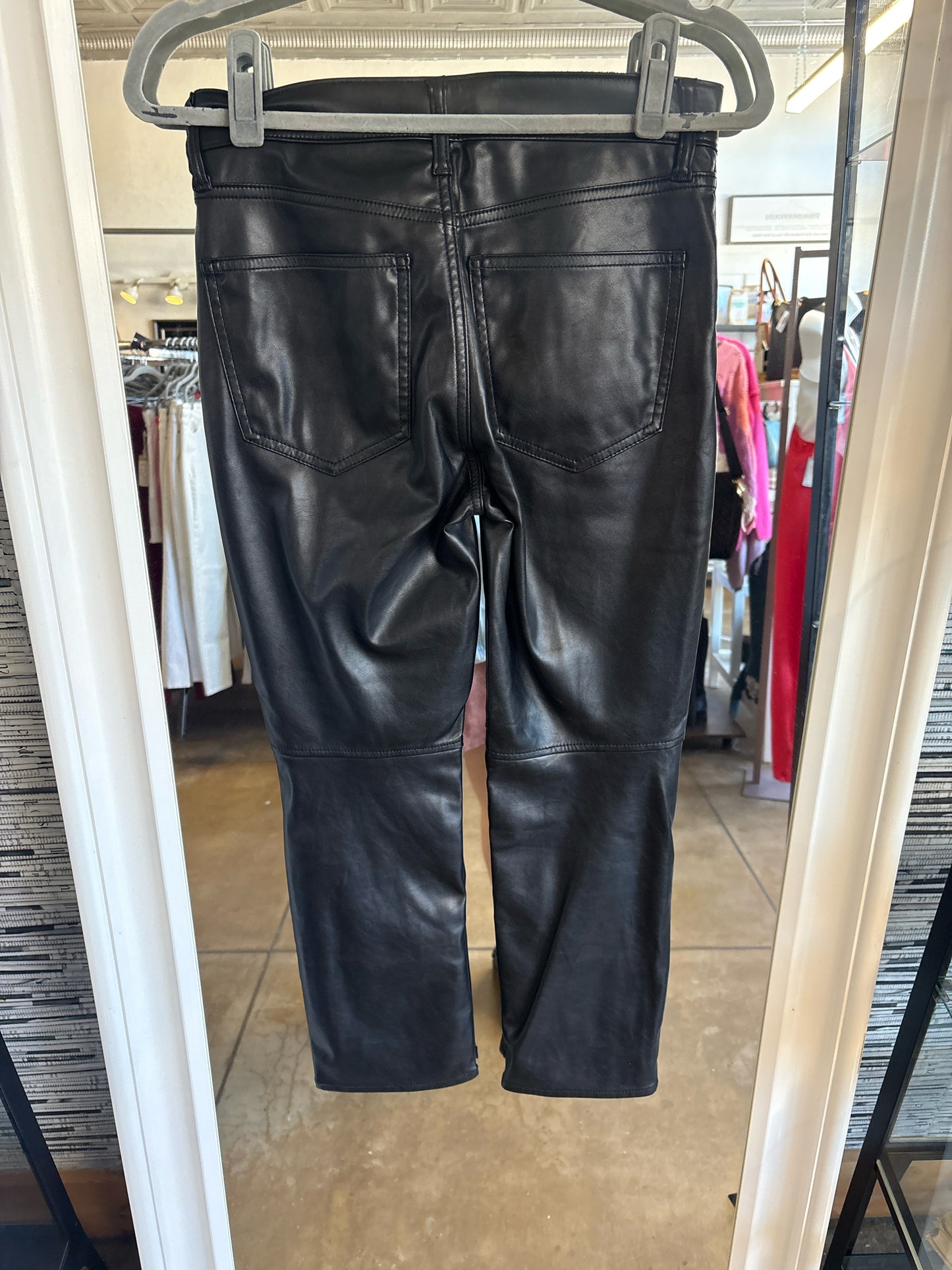 GAP Size 4P Pants