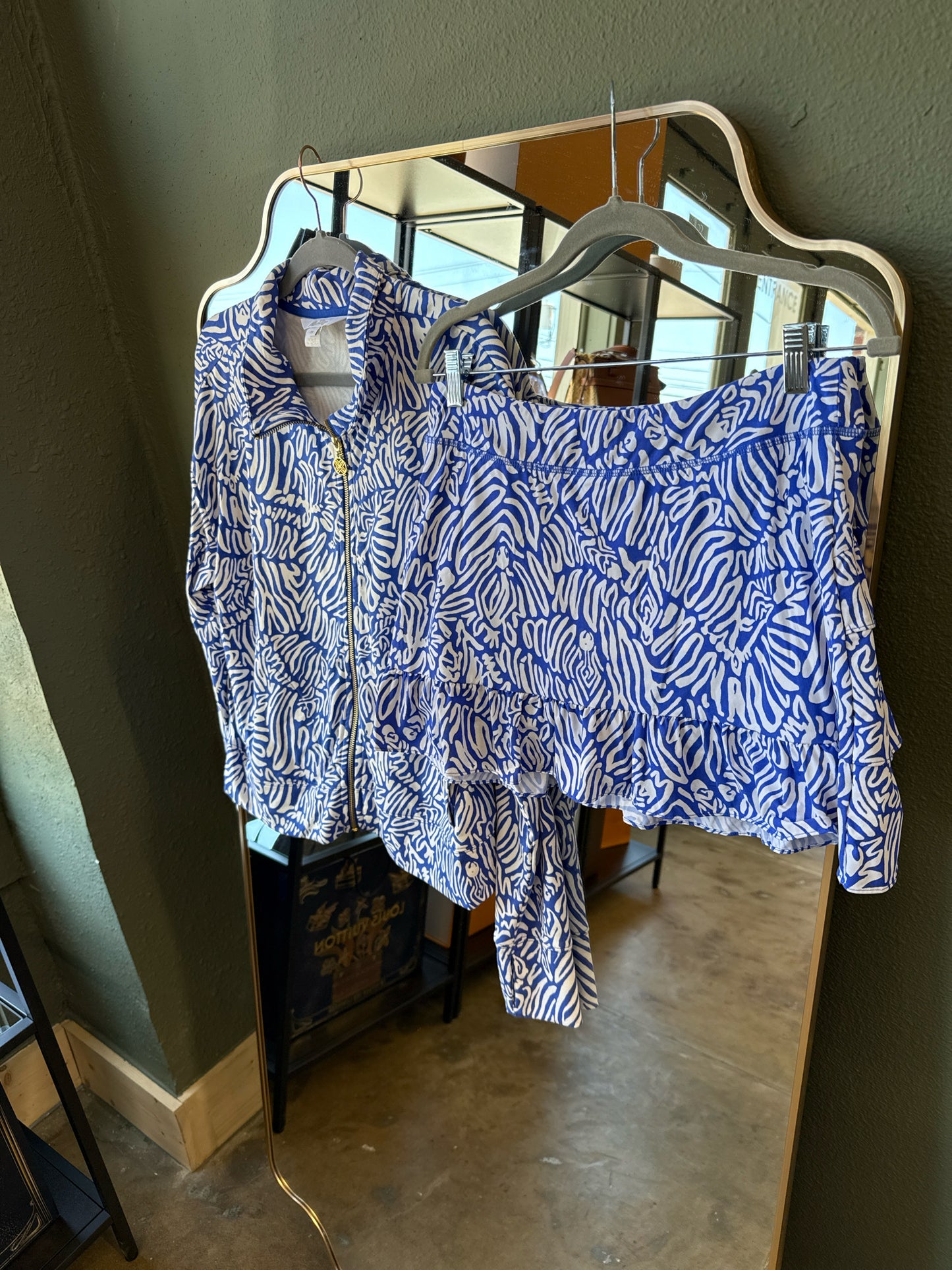 Lilly Pulitzer Size M Blue Print Two PC Set
