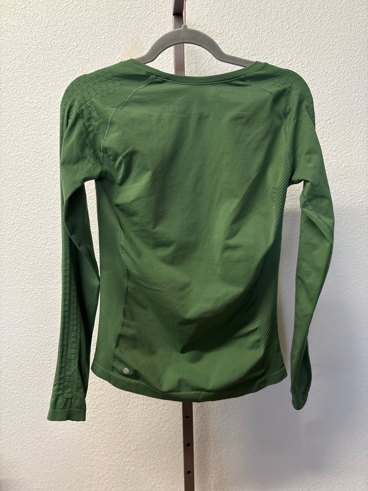 Z by Zella Size S Avocado Long sleeve Tops
