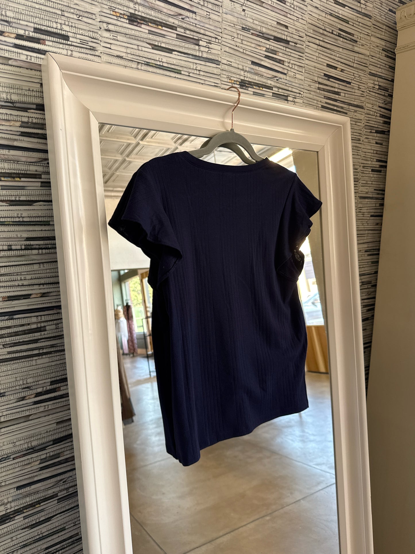 GAP Size L Navy Top