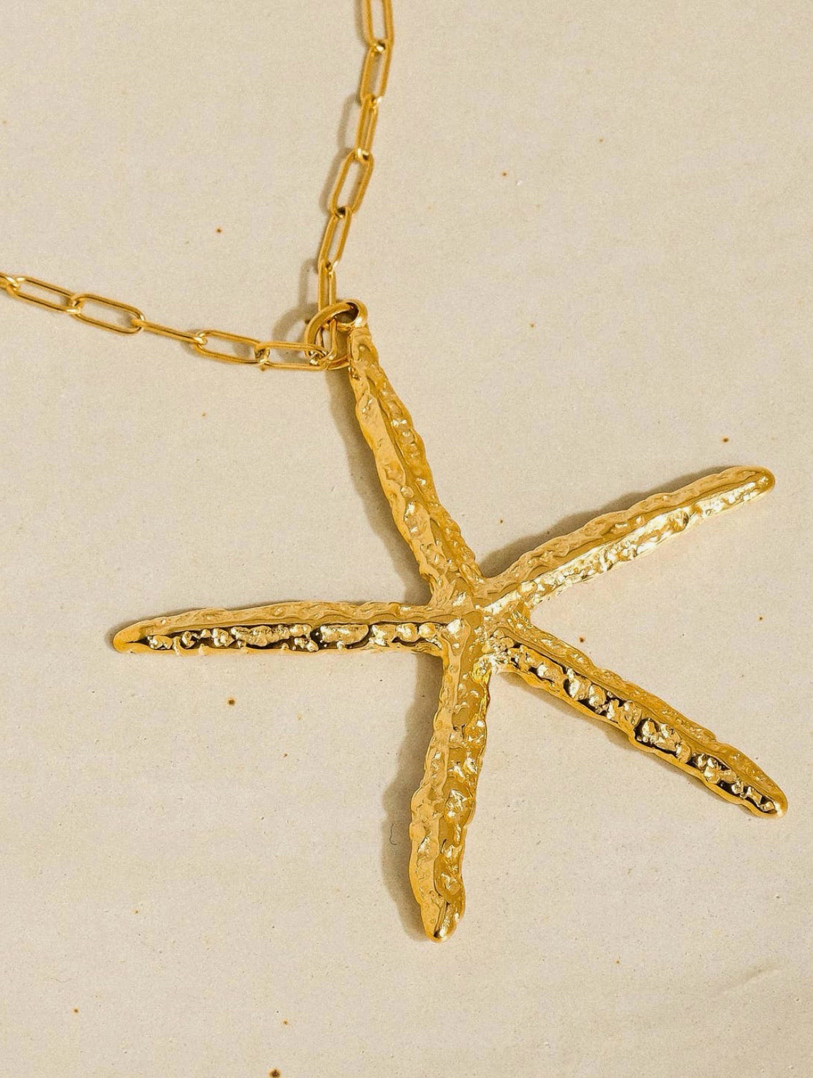 Flanerie Necklace