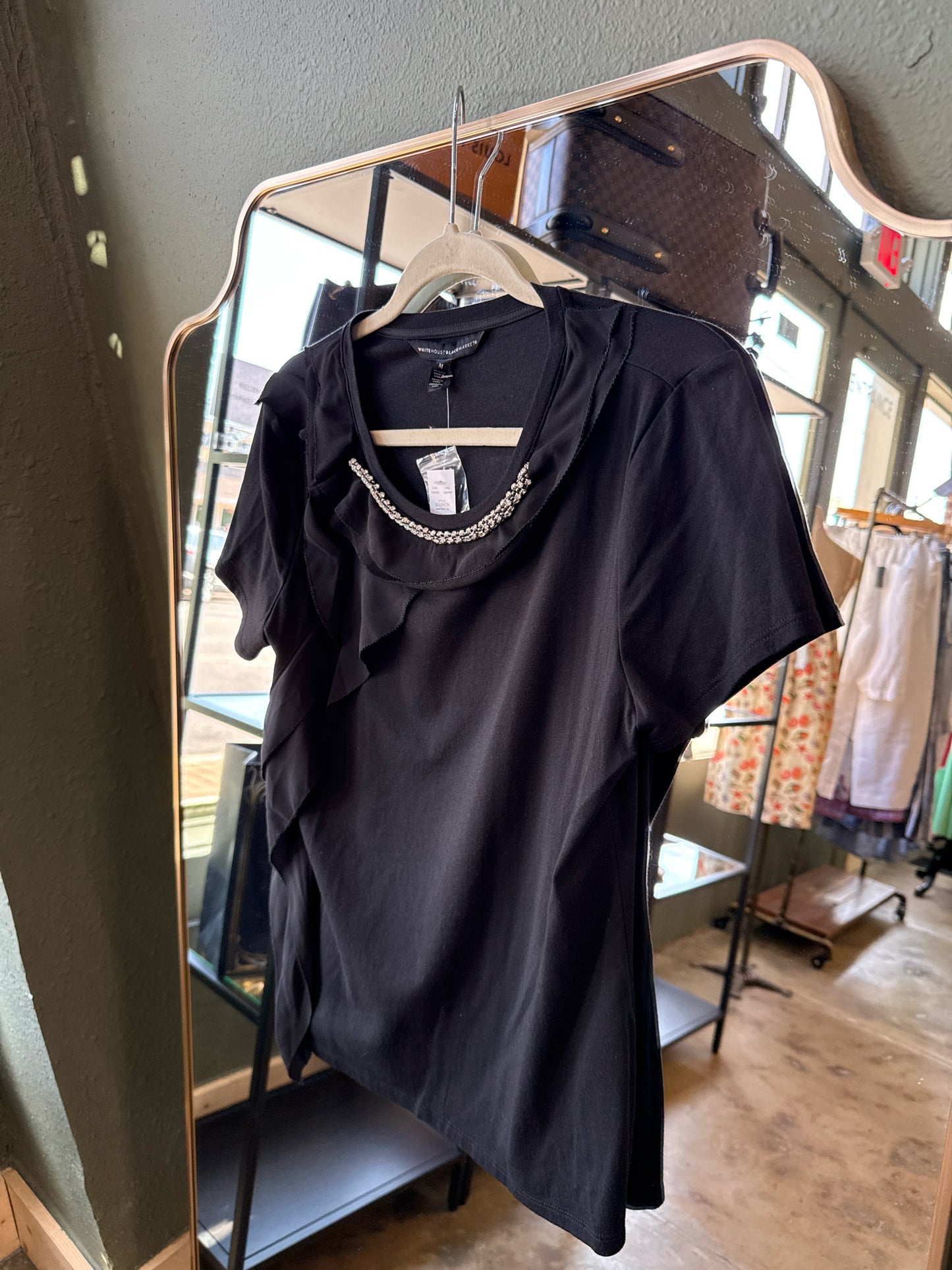 White House Black Market Size M Black Top