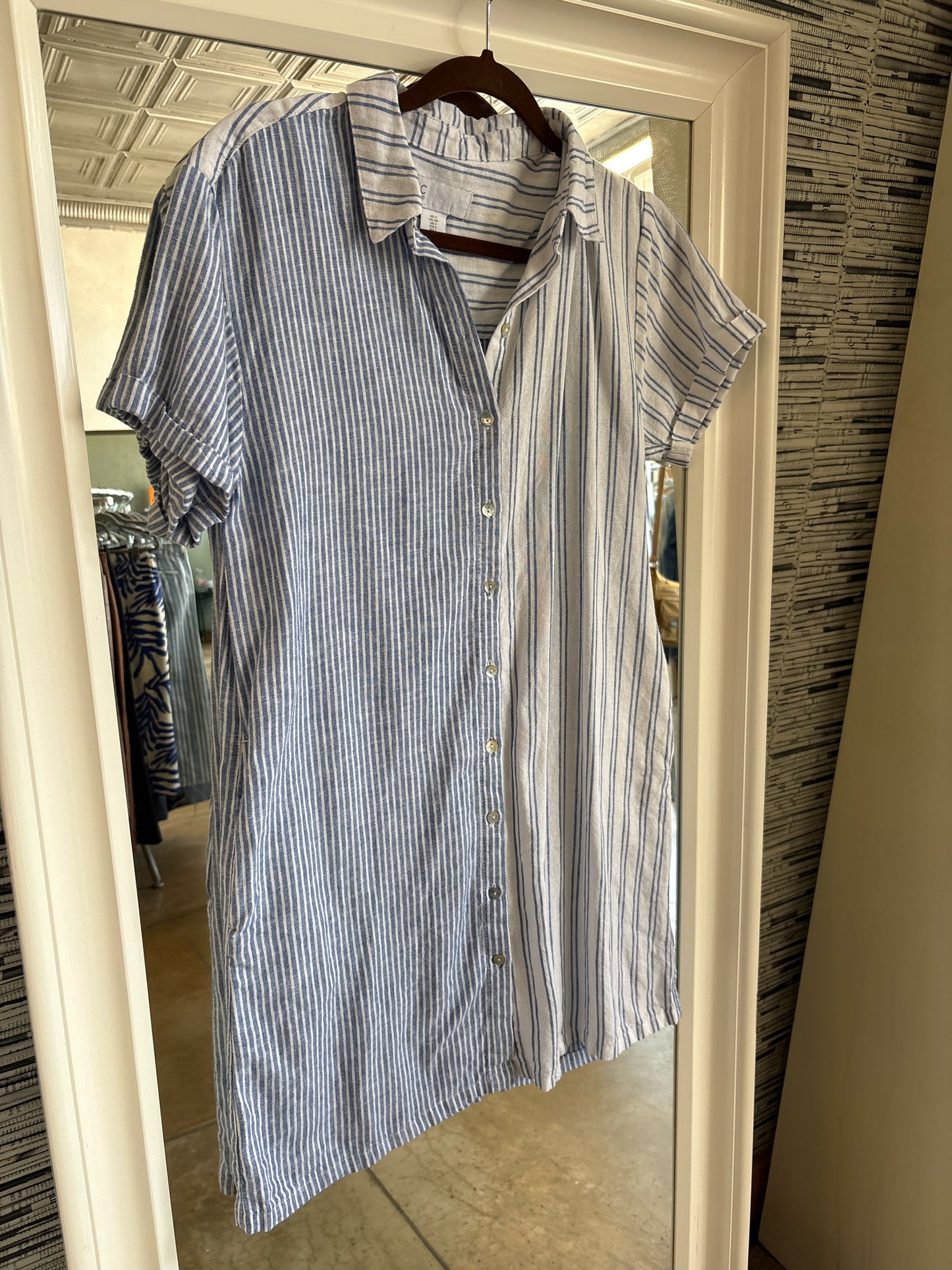 C & C CALIFORNIA Size S White and Blue Dress