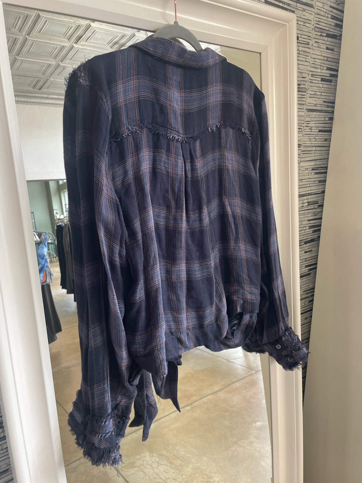 Vintage Havana Size L Blue Plaid Top