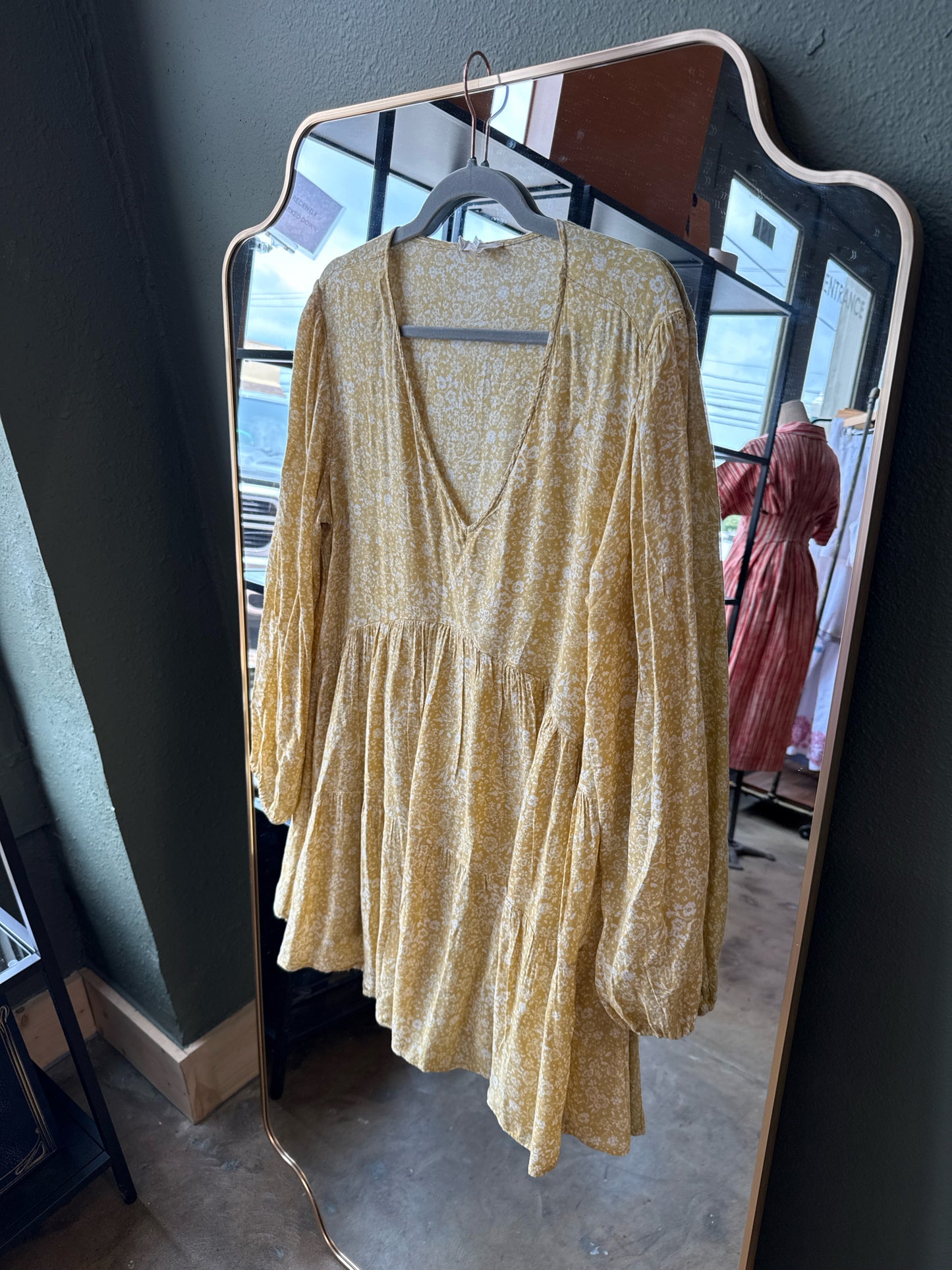 Altar'd State Size M Yellow Dress