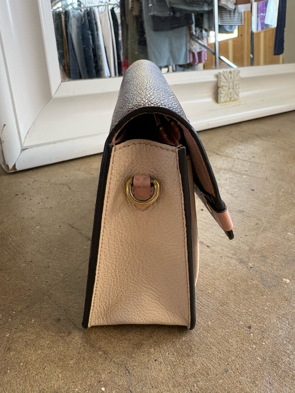 Louis Vuitton Brown/Pink Bags/Shoes/Accessories