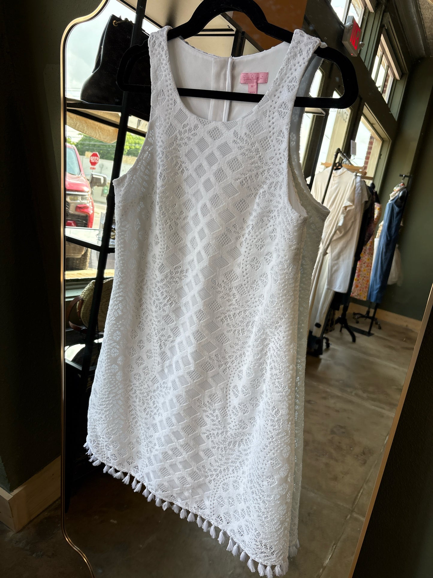 Lilly Pulitzer Size M White Sleeveless Dress