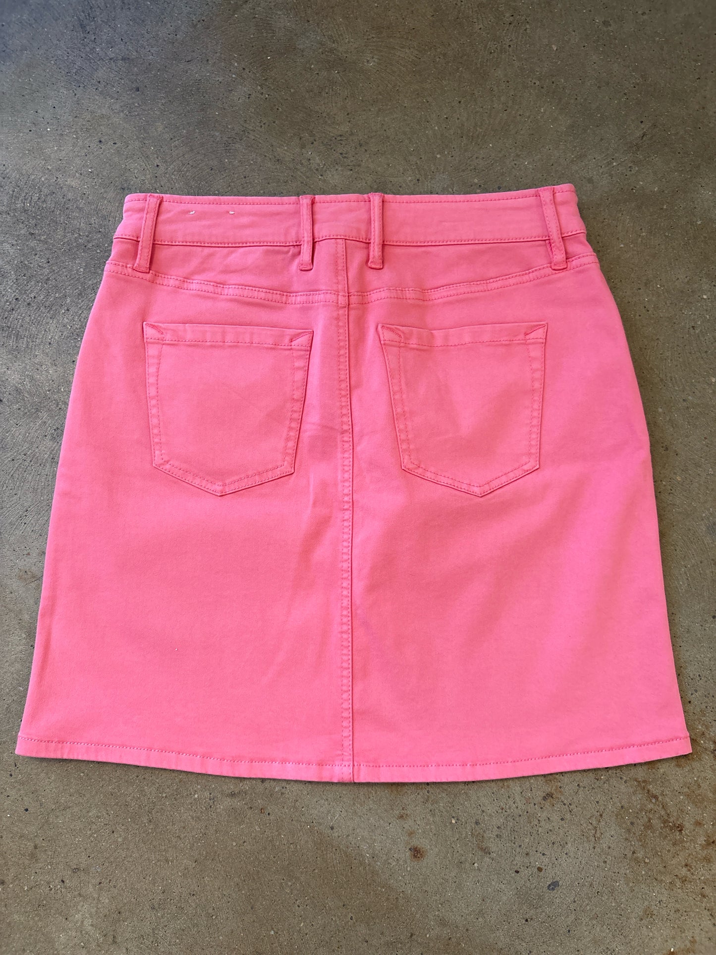Tommy Bahama Size 6 Salmon Skirt