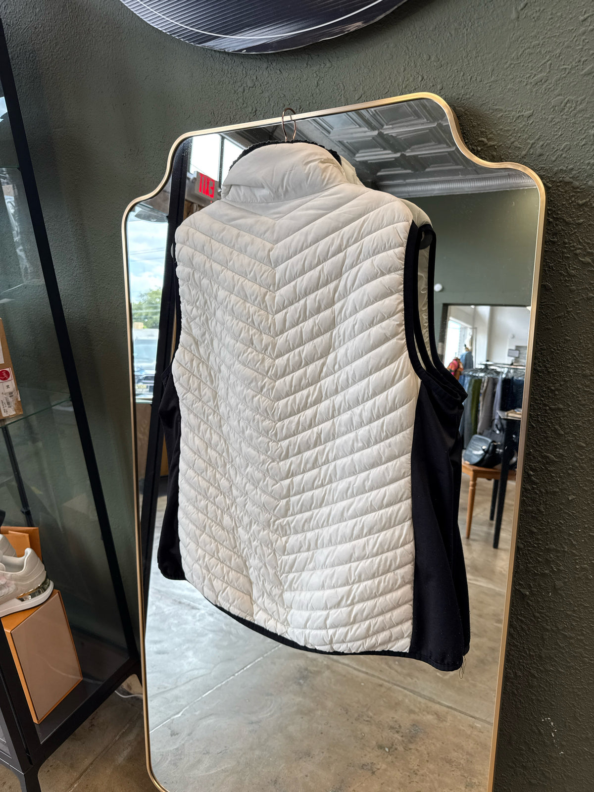 CALVIN KLEIN Size 3X B&W Vest