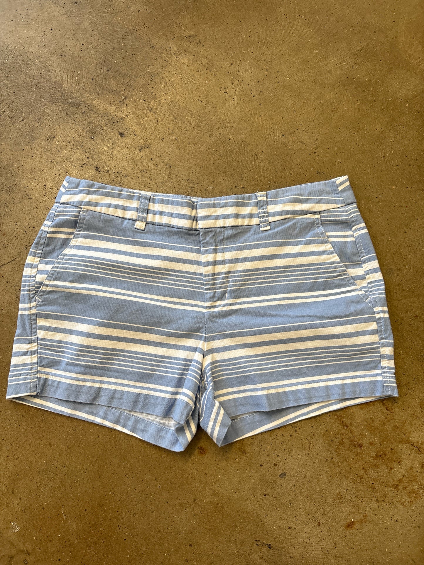 GAP Size 8 blue and white Shorts