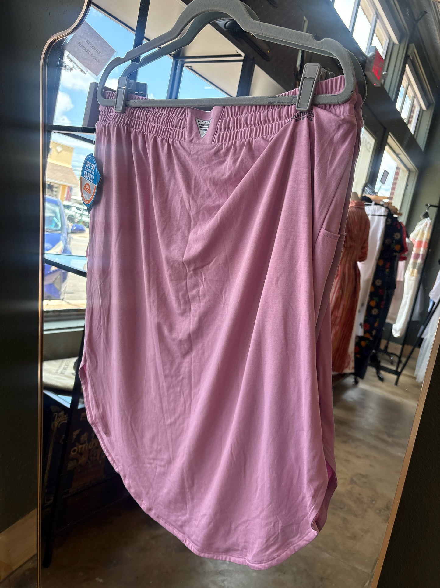 Columbia Size L Pink Skirt