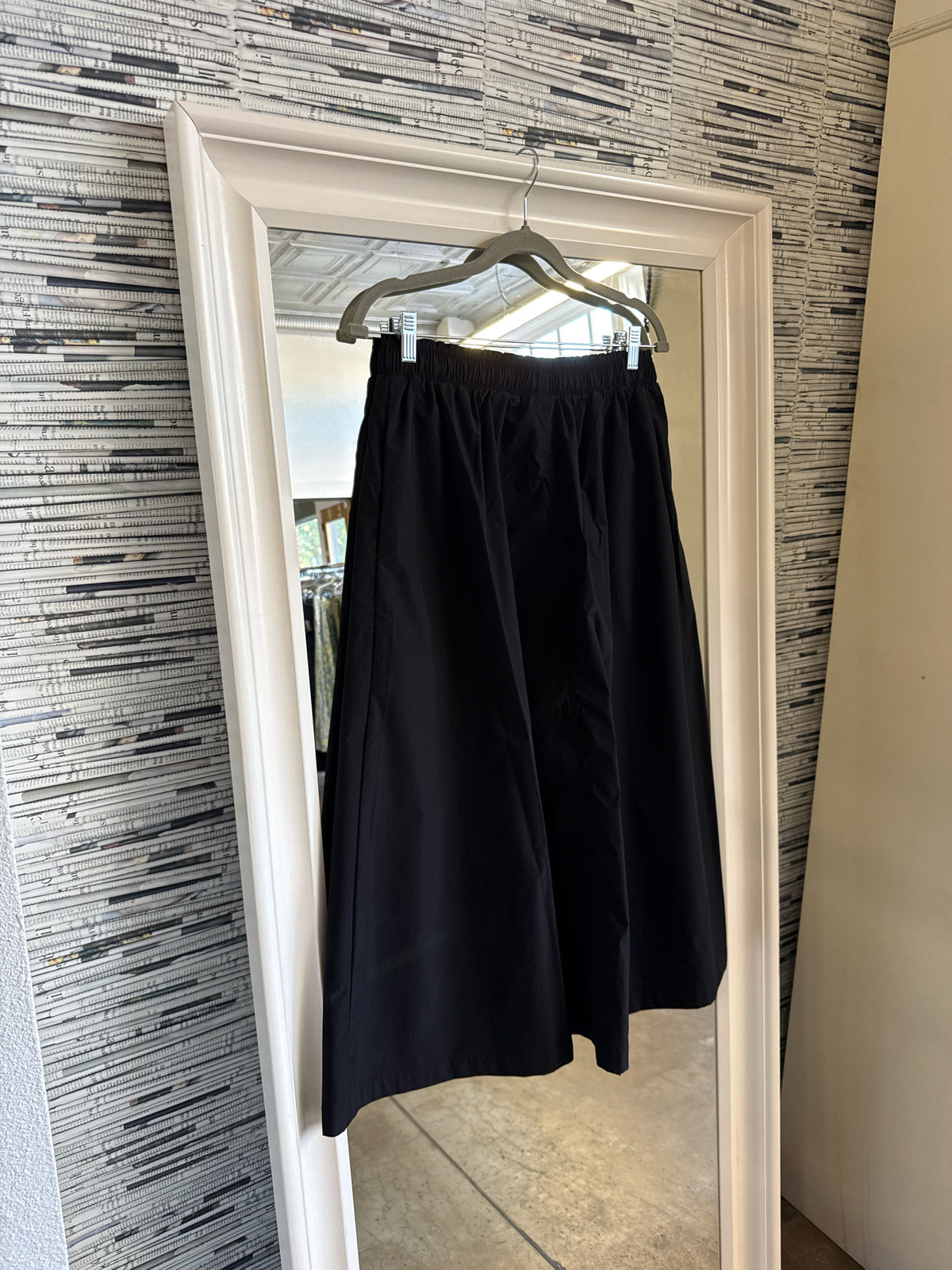Mello Day Size L Black Skirt