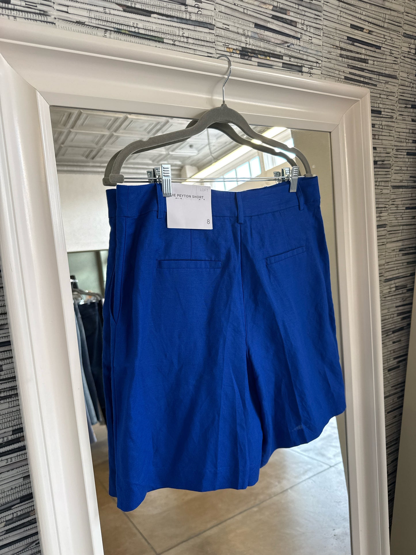 LOFT Size 8 Blue Shorts
