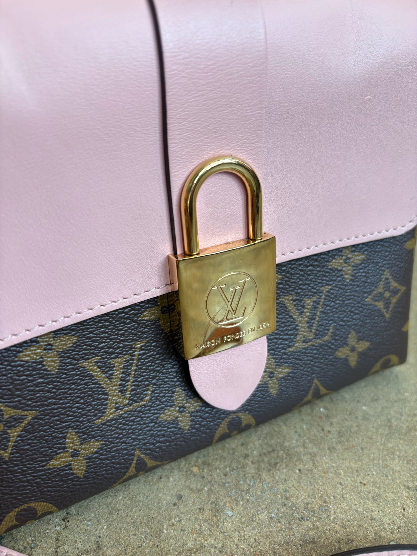 Louis Vuitton Brown/Pink Purse