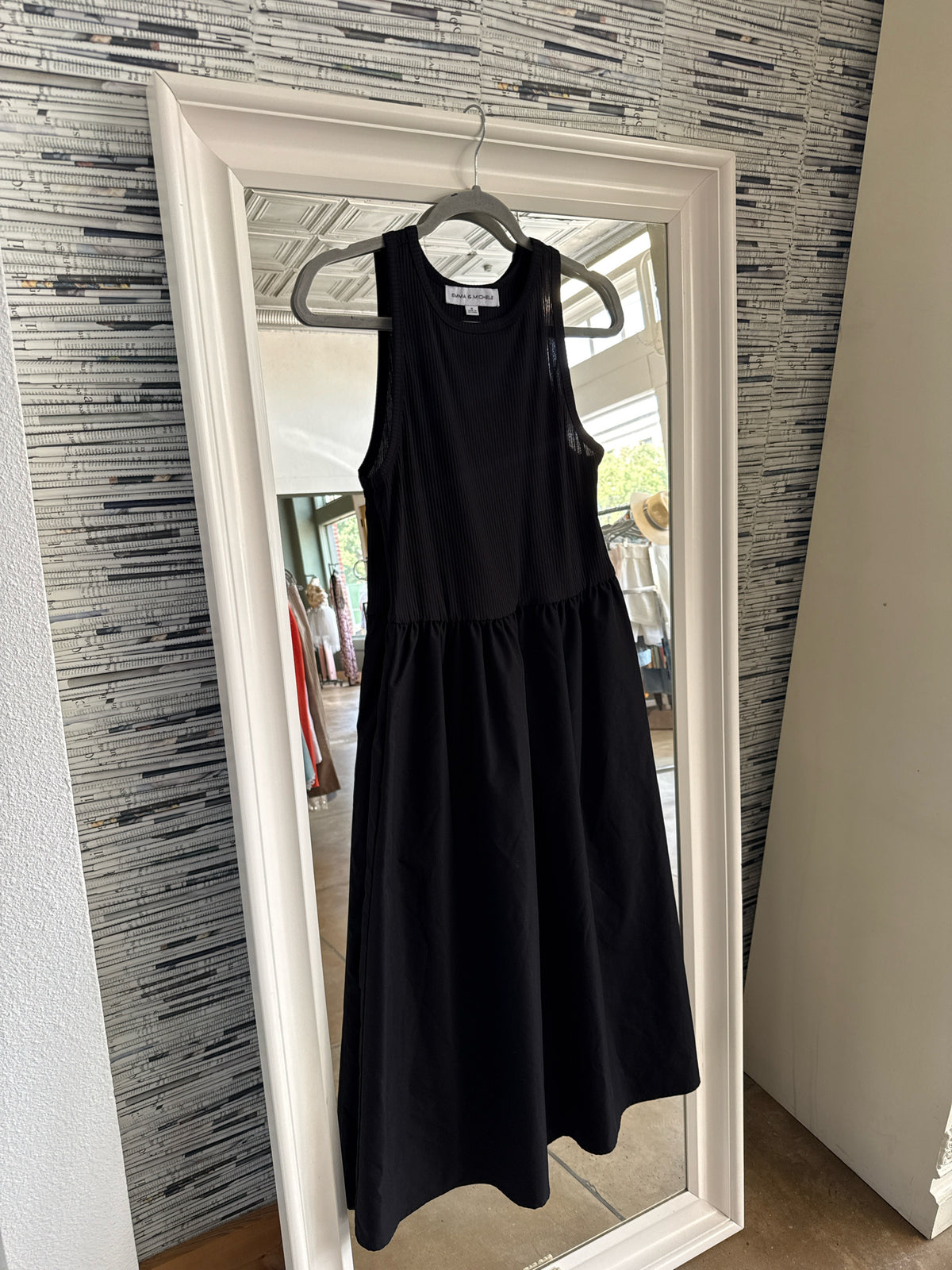 Emma & Michele Size M Black Dress