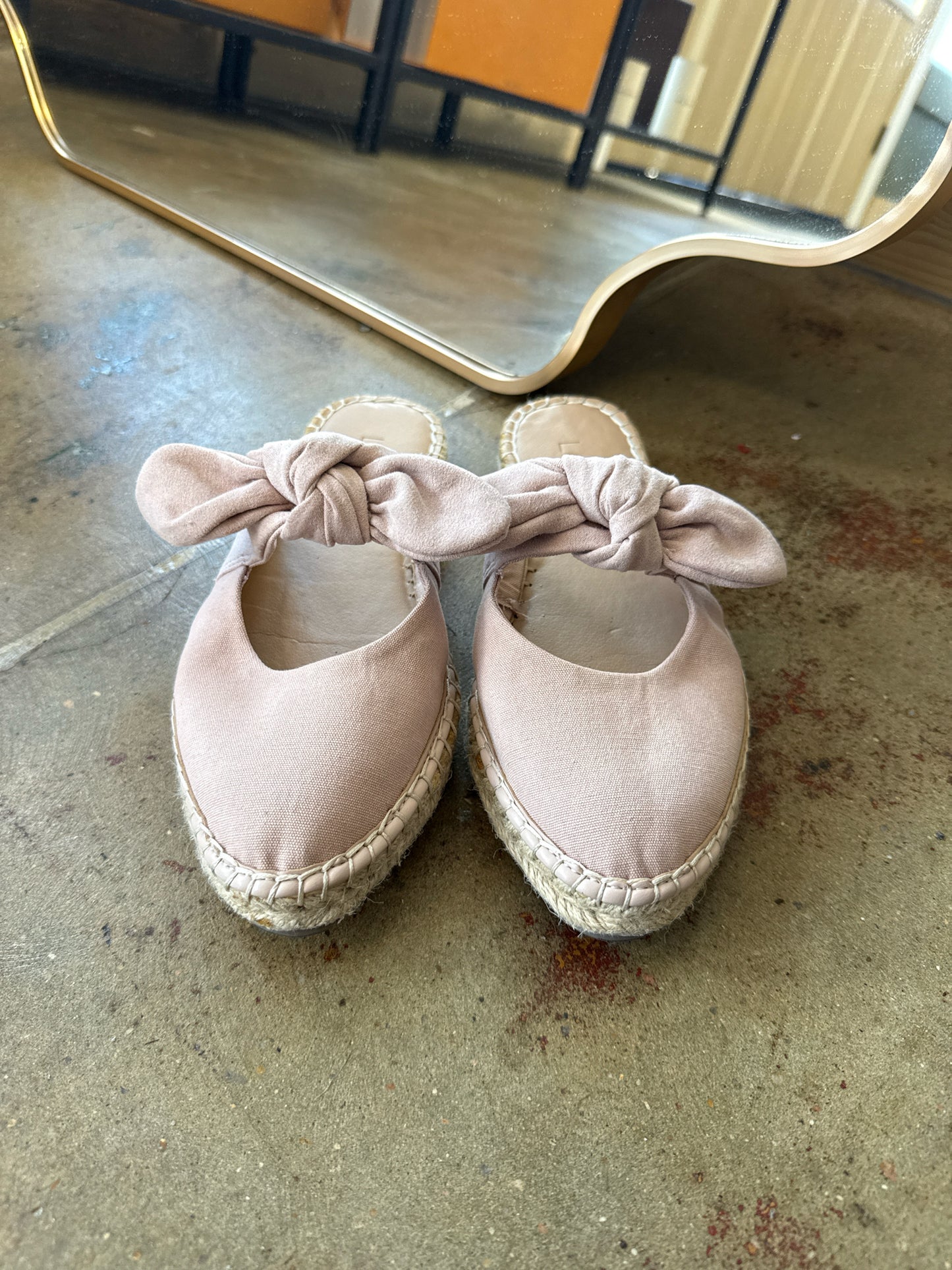 LOFT Shoe Size 7 Pink Mules