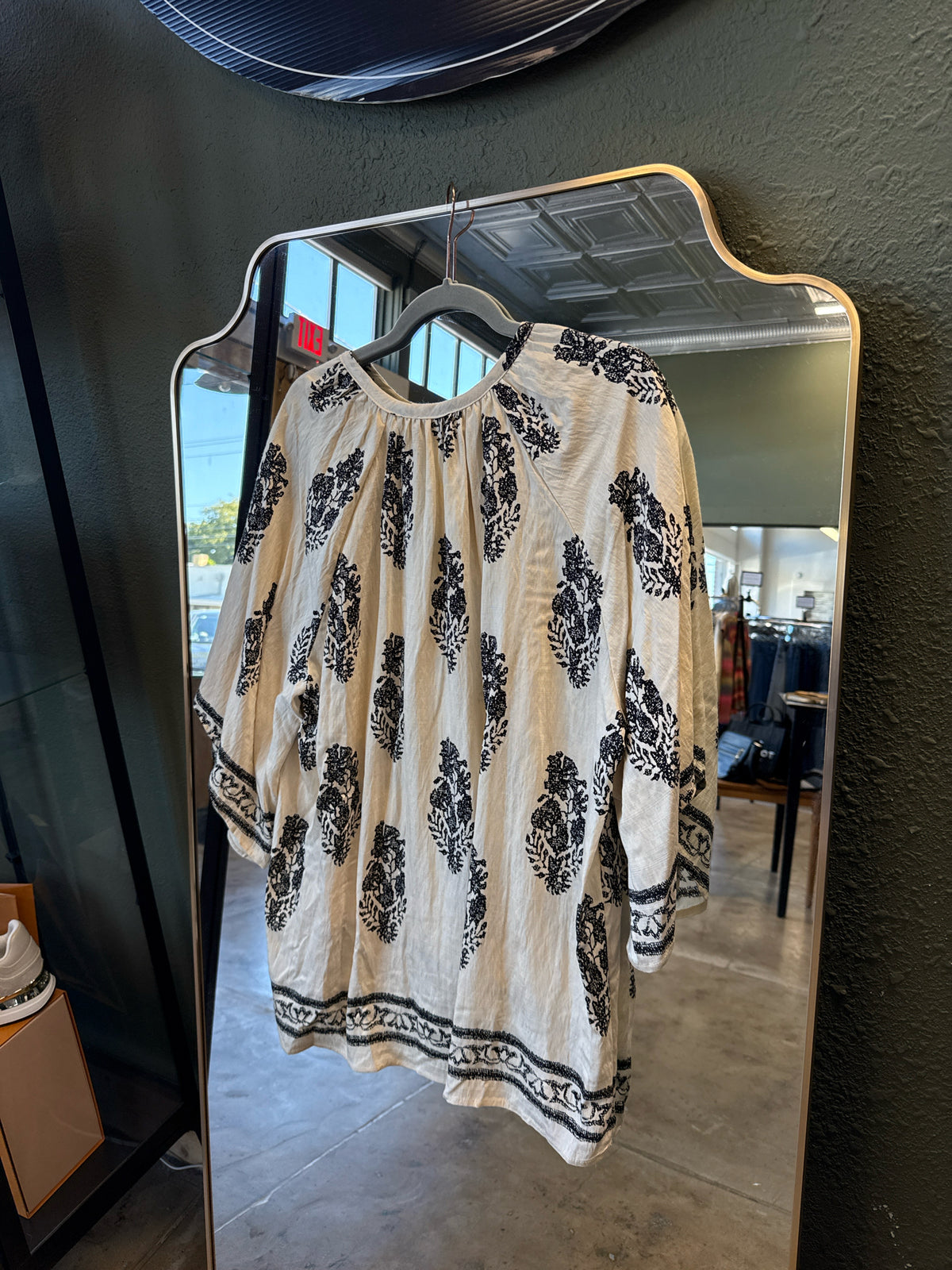 Bebonnie Size XXL Cream/Black Top