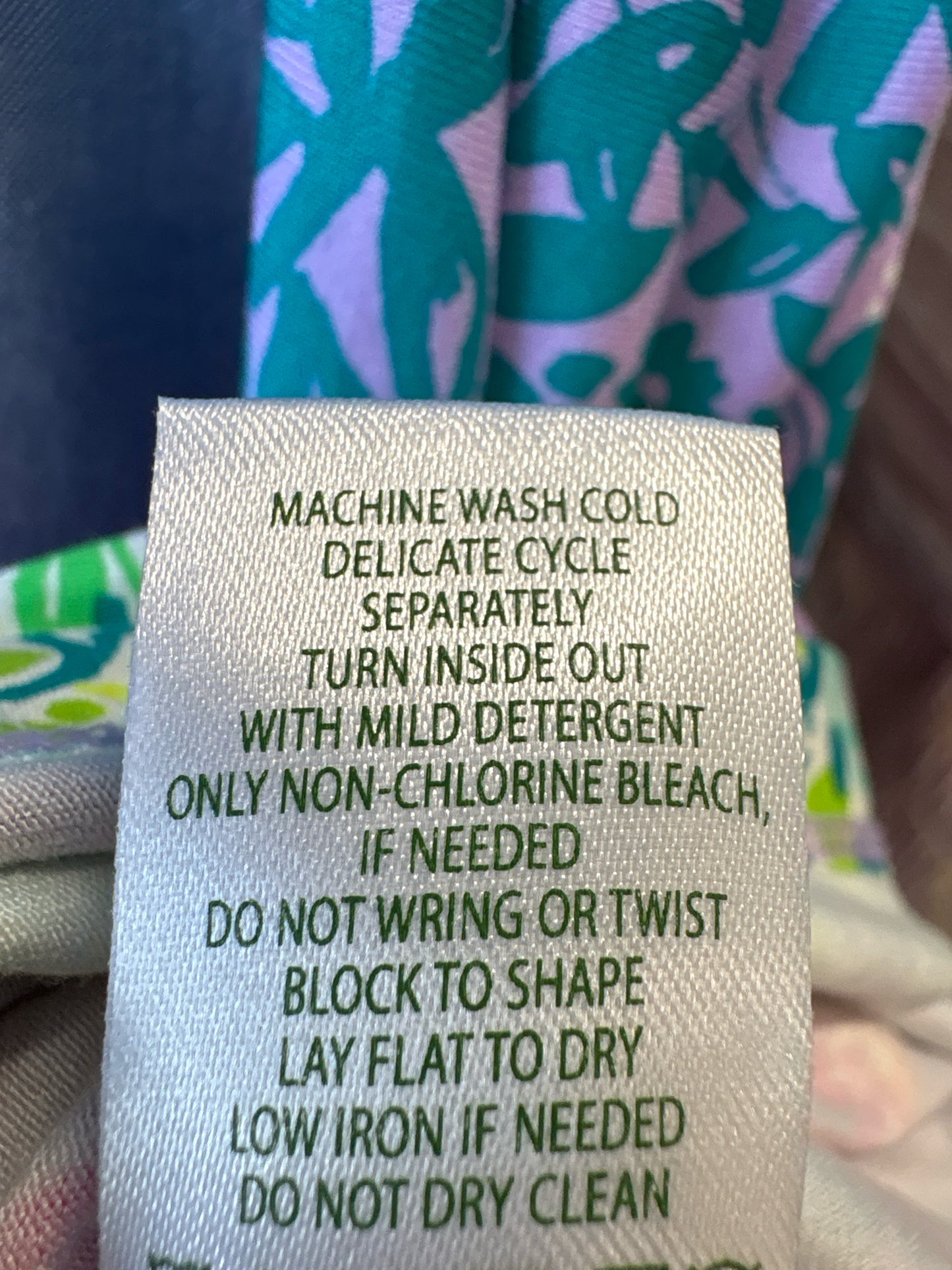 Lilly Pulitzer Size M multi Paisley Skirt