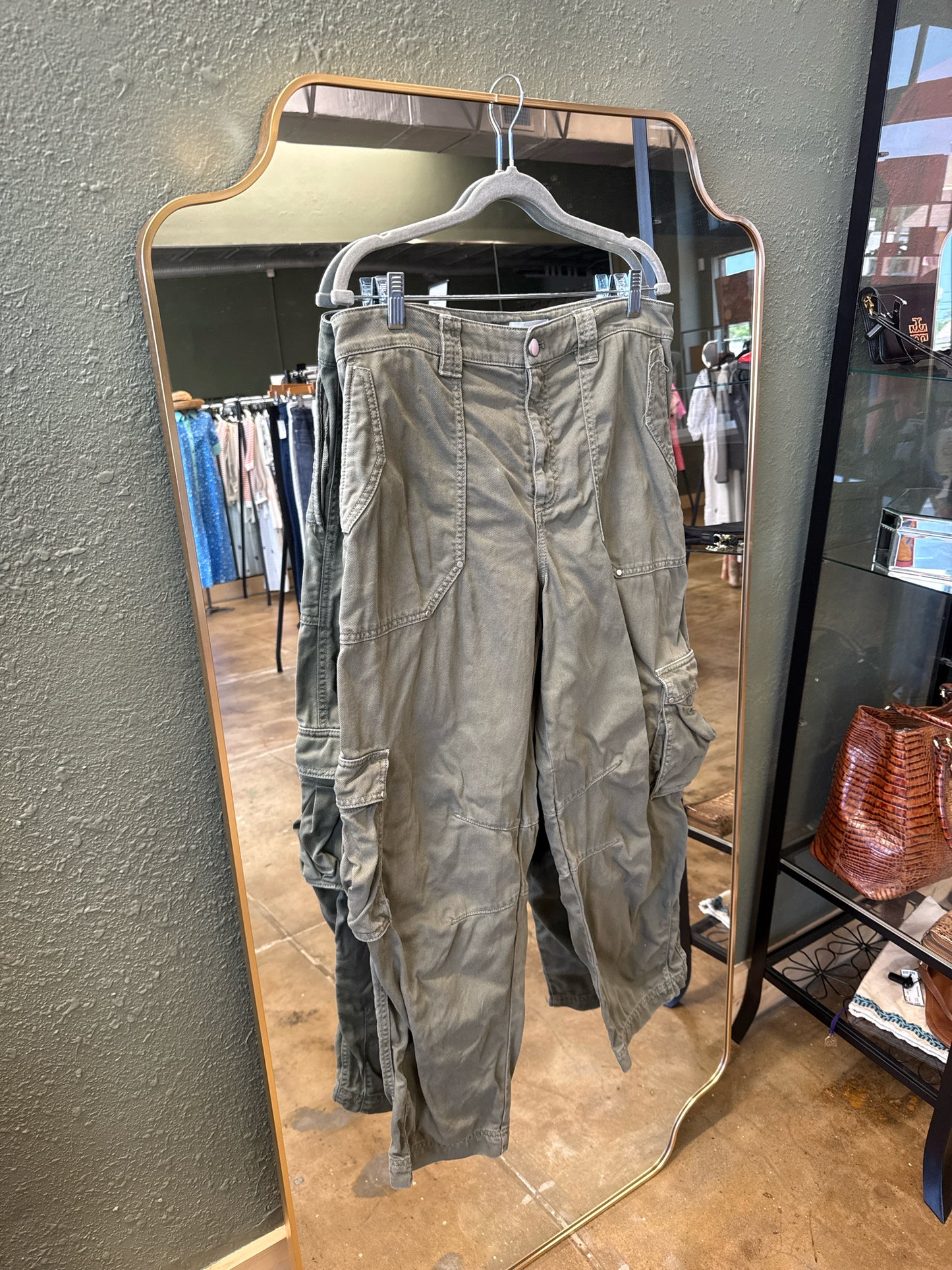 LOFT Size 10 Green Pants