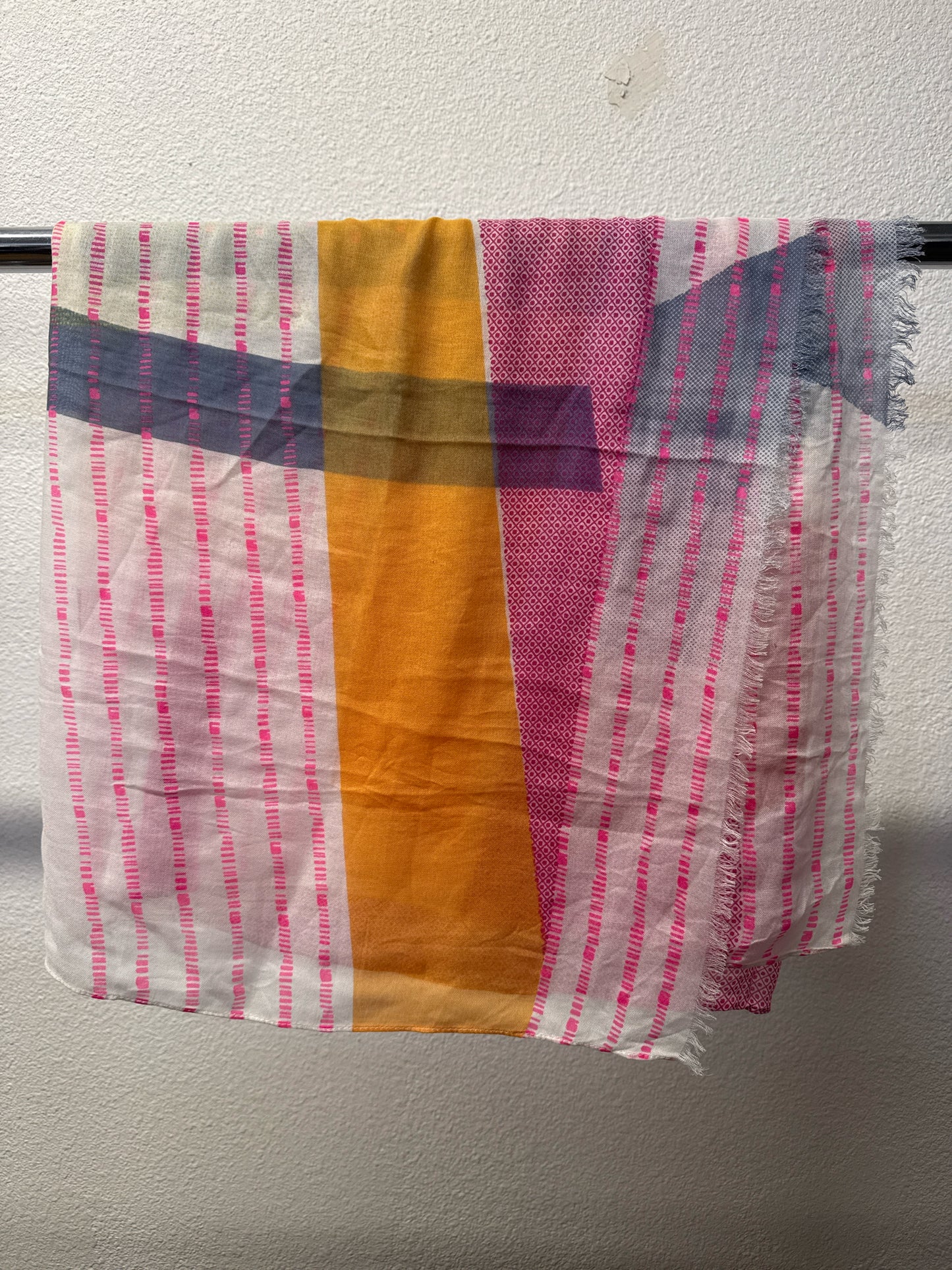 Cabi multi Geometric Scarf