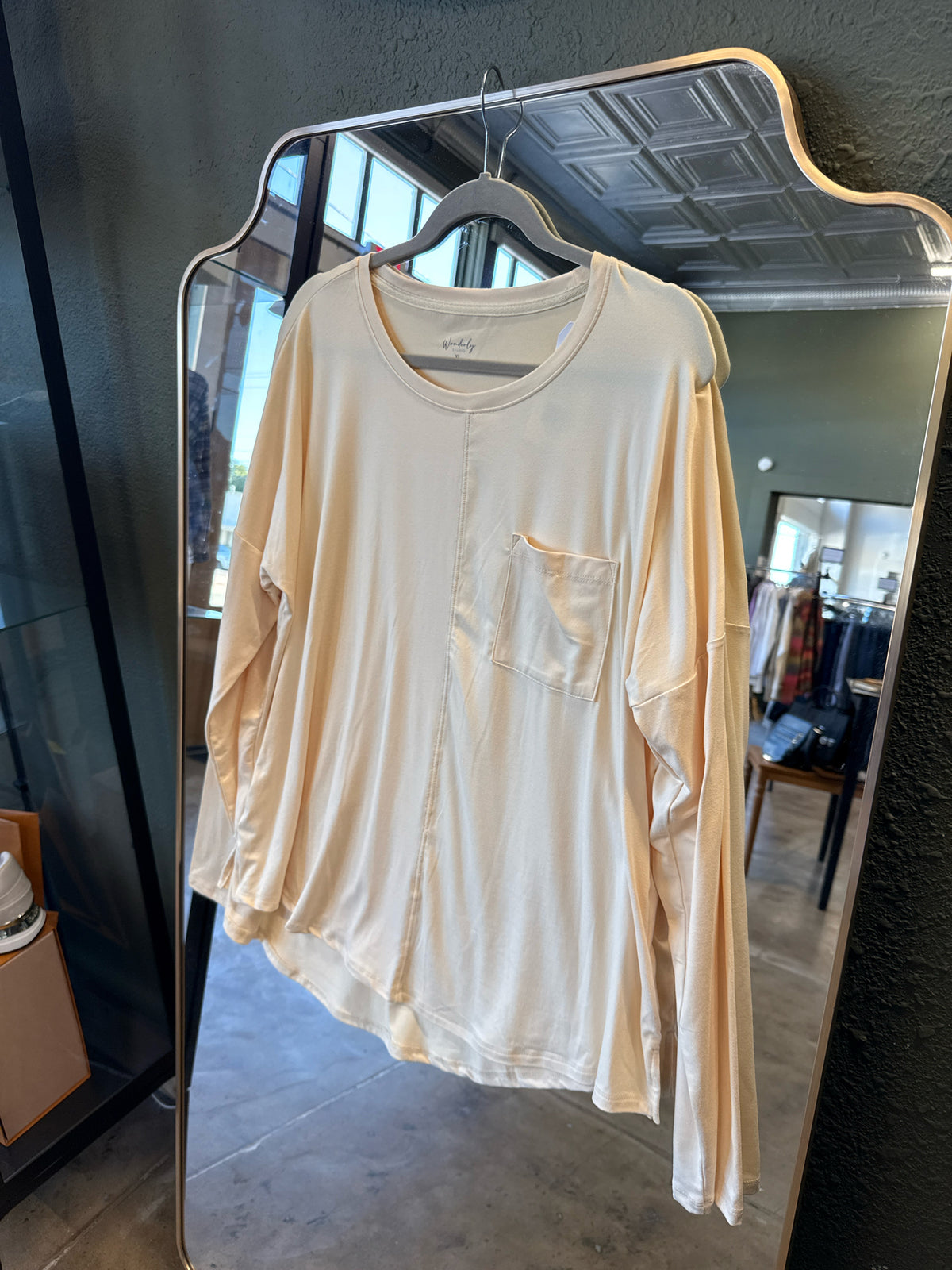 Wonderly Size XL Yellow Top