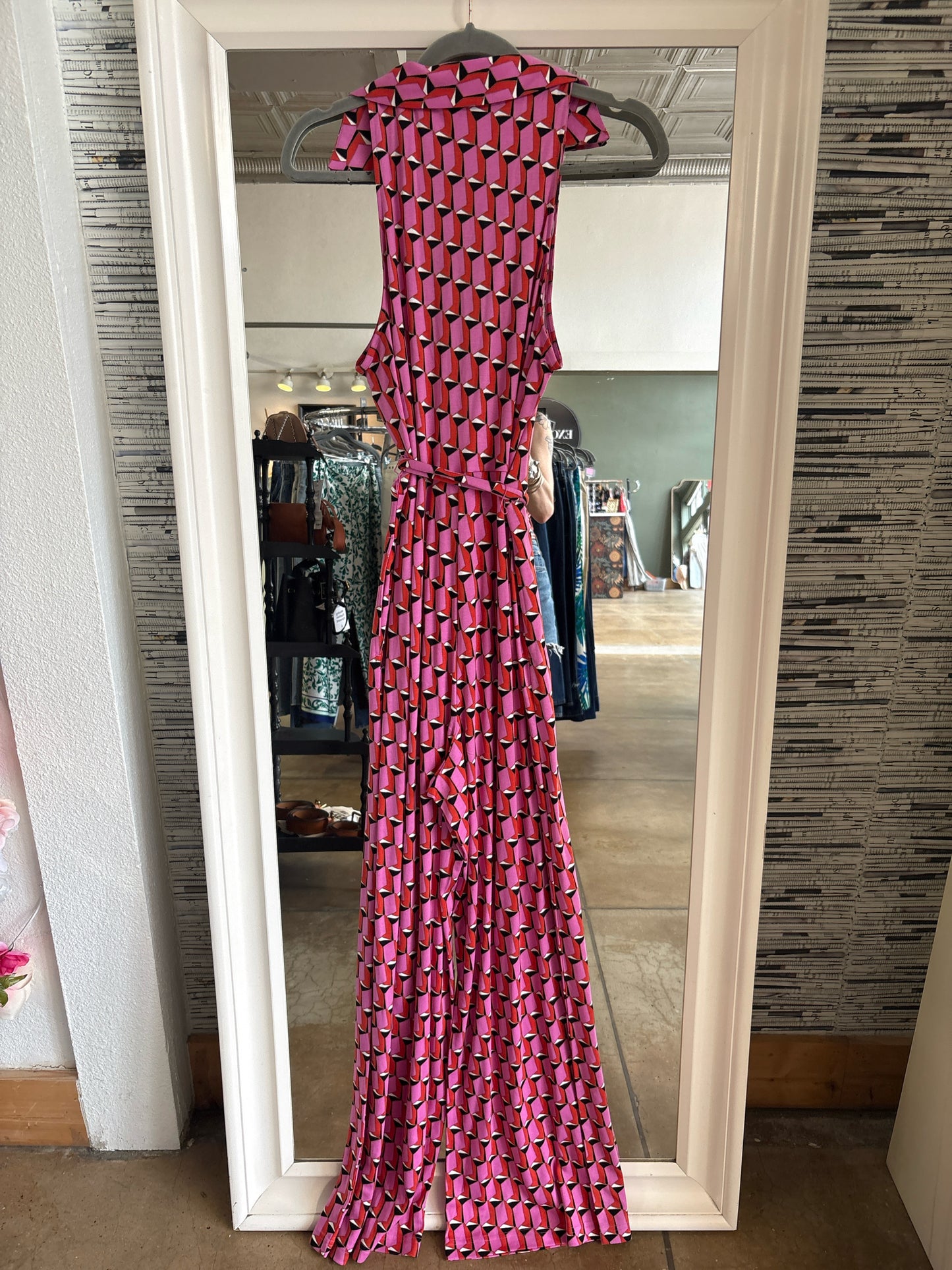 Diane Furstenberg Size L pink + multi Romper