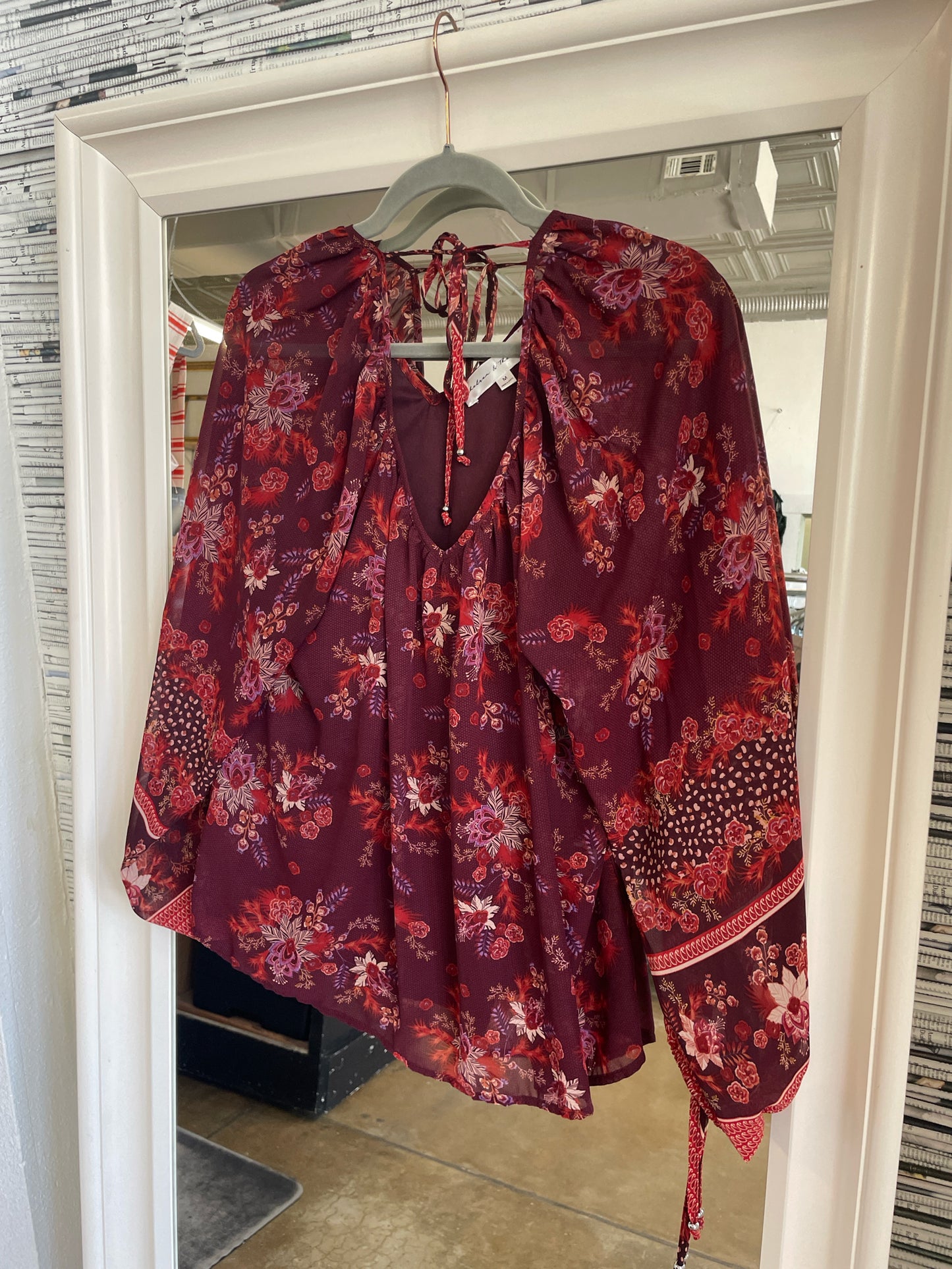 Chelsea & Theodore Size M Wine/Multi Top