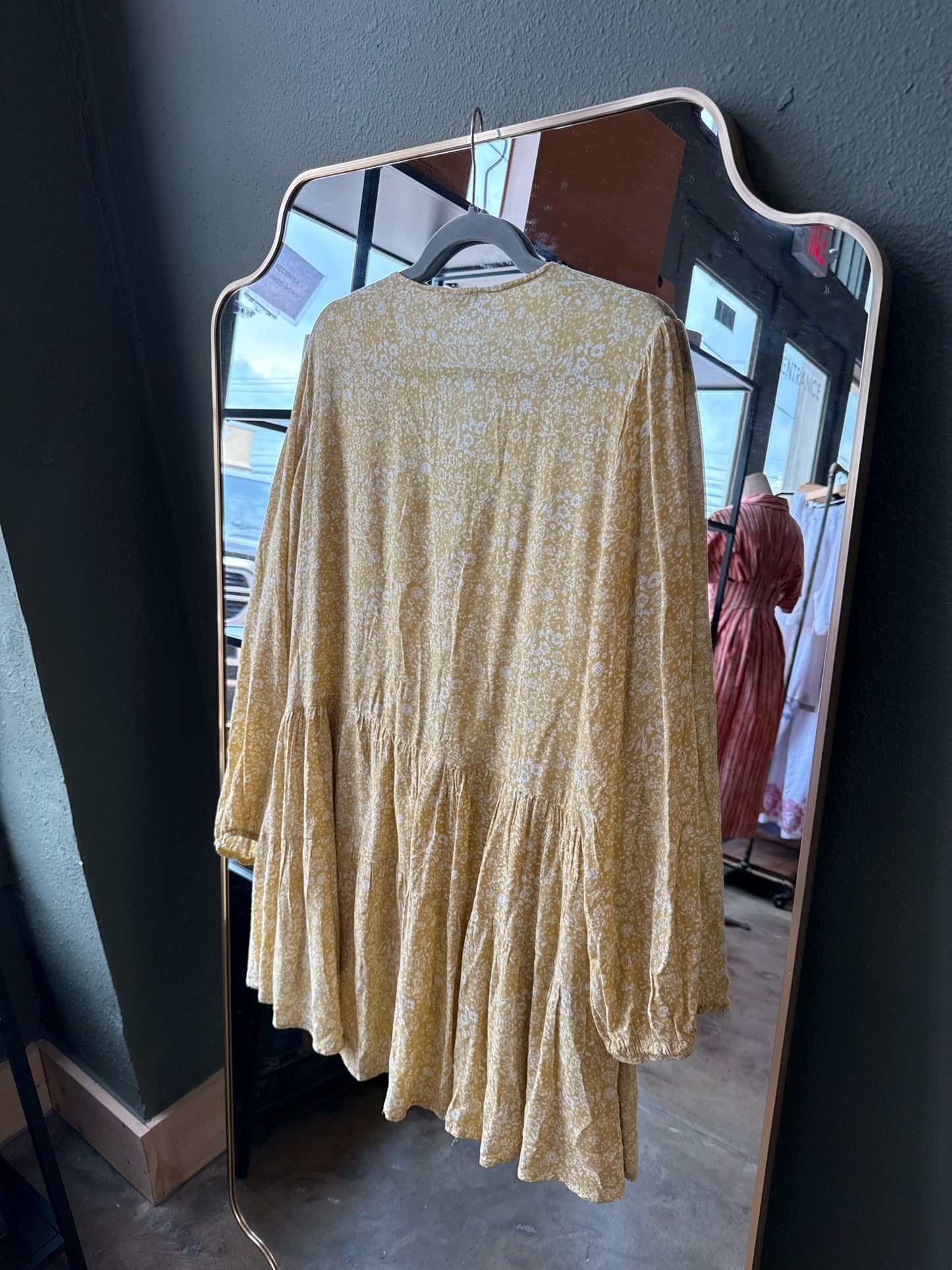 Altar'd State Size M Yellow Dress