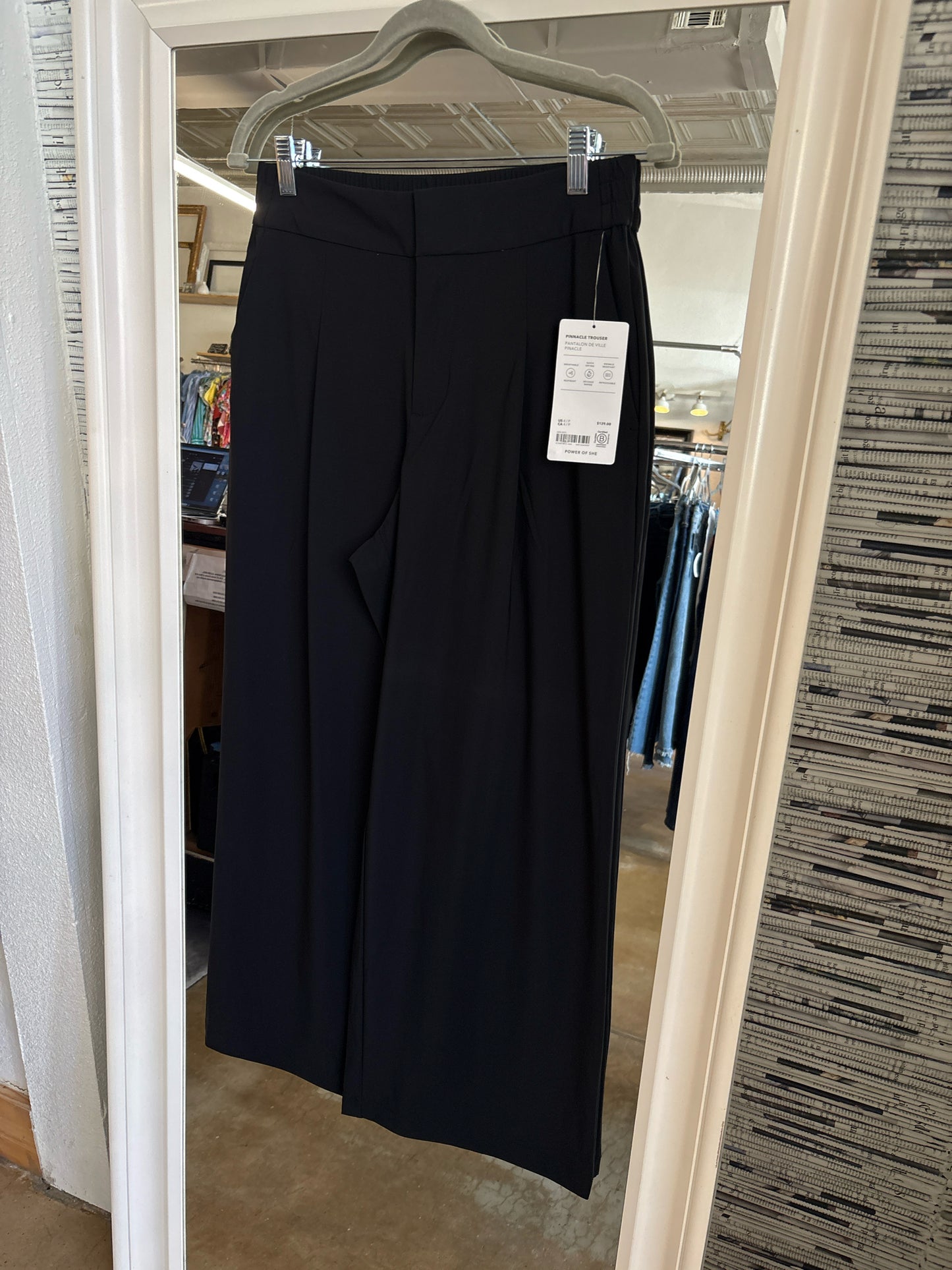 ATHLETA 4P Black Pants