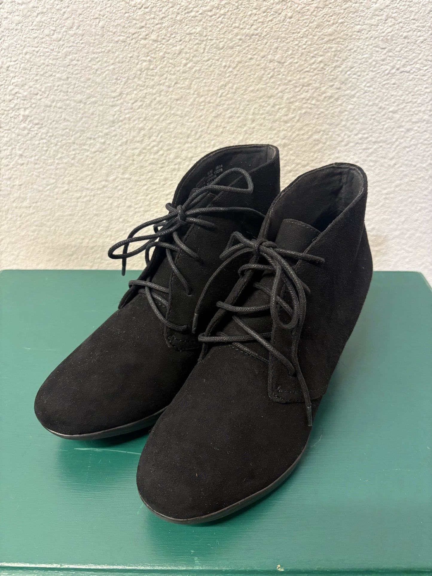 Clarks Shoe Size 6 Boots