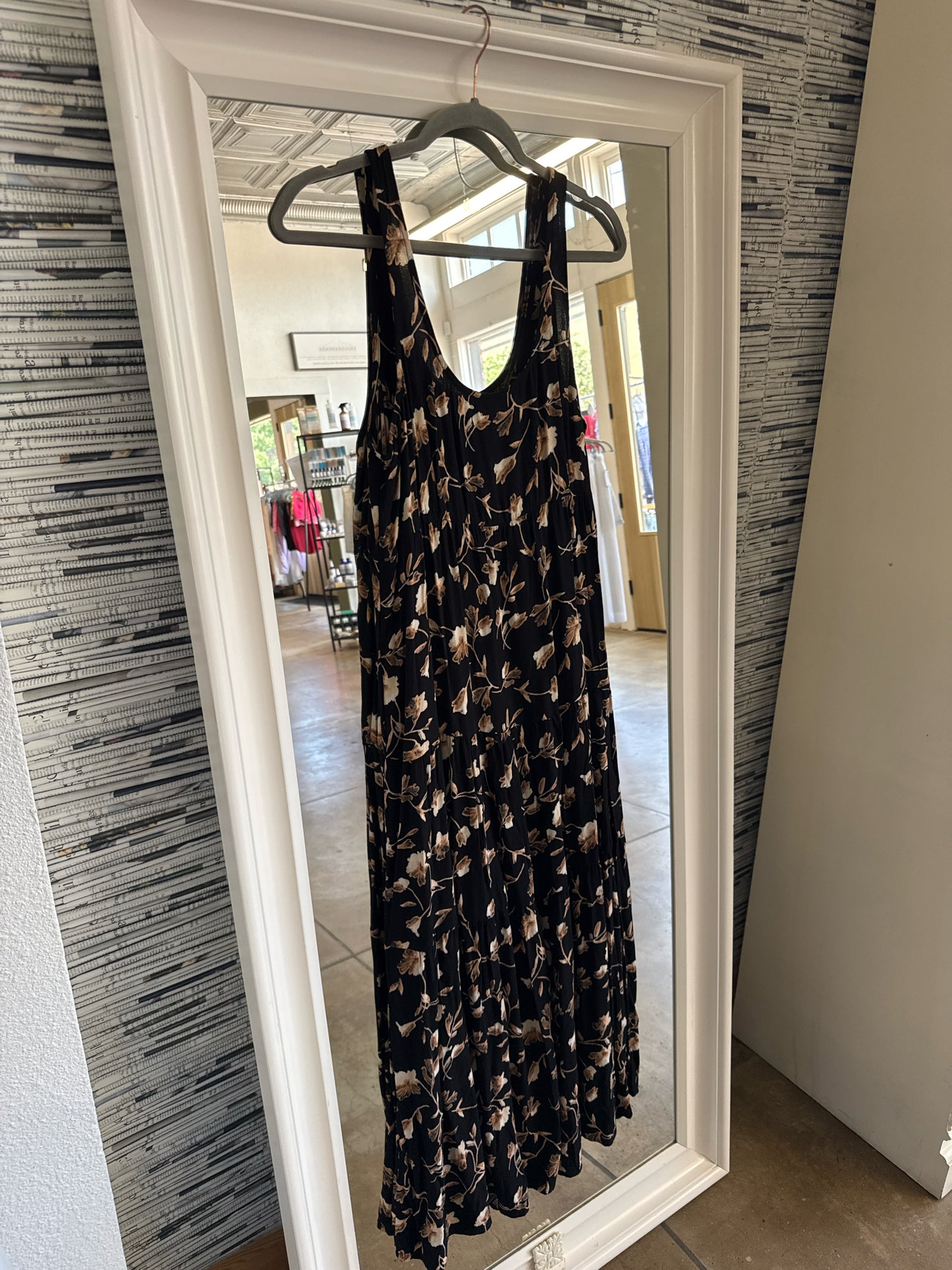Saltwater Luxe Size M Black Dress