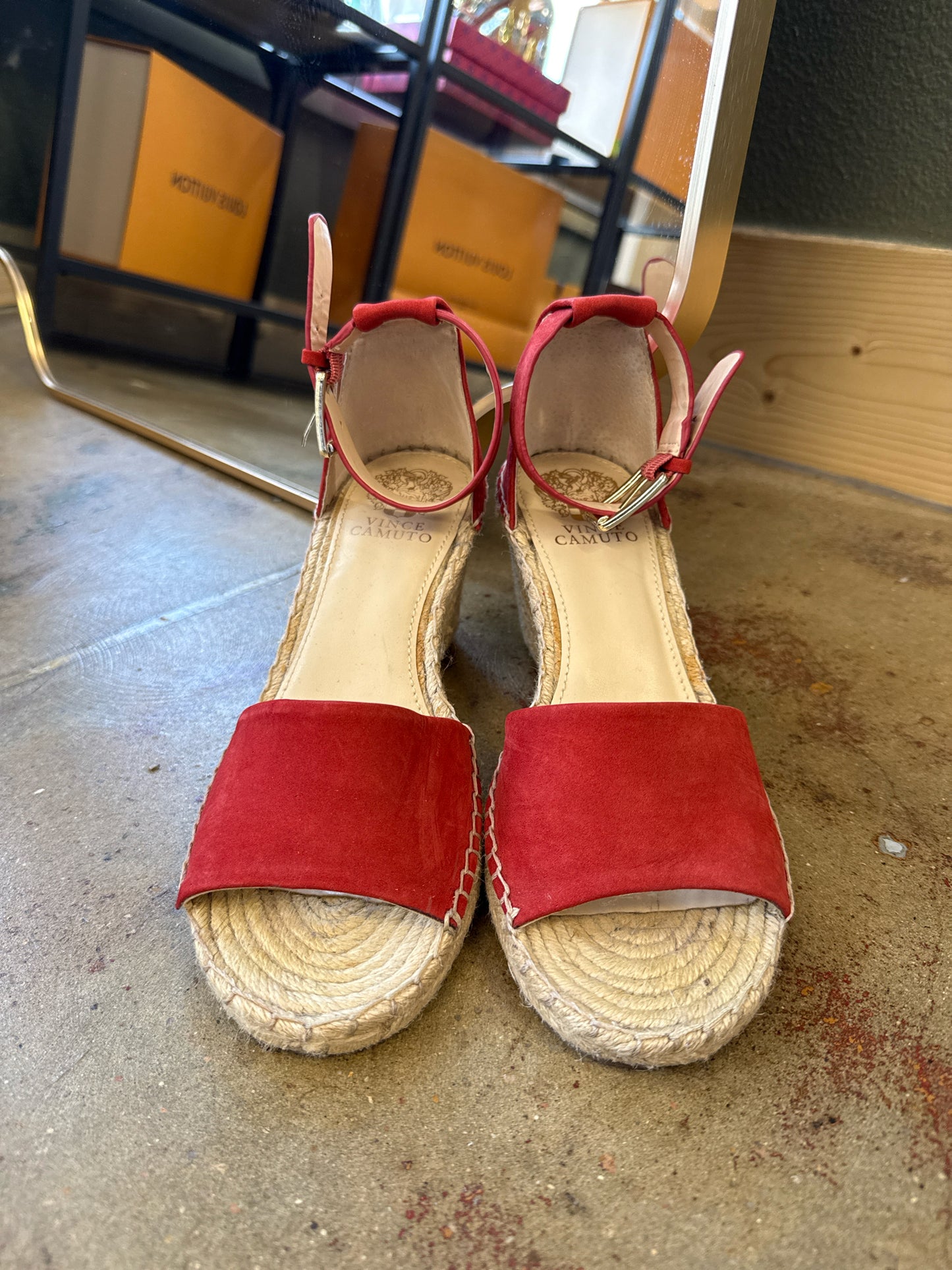 Vince Camuto Shoe Size 8.5 Red Heels