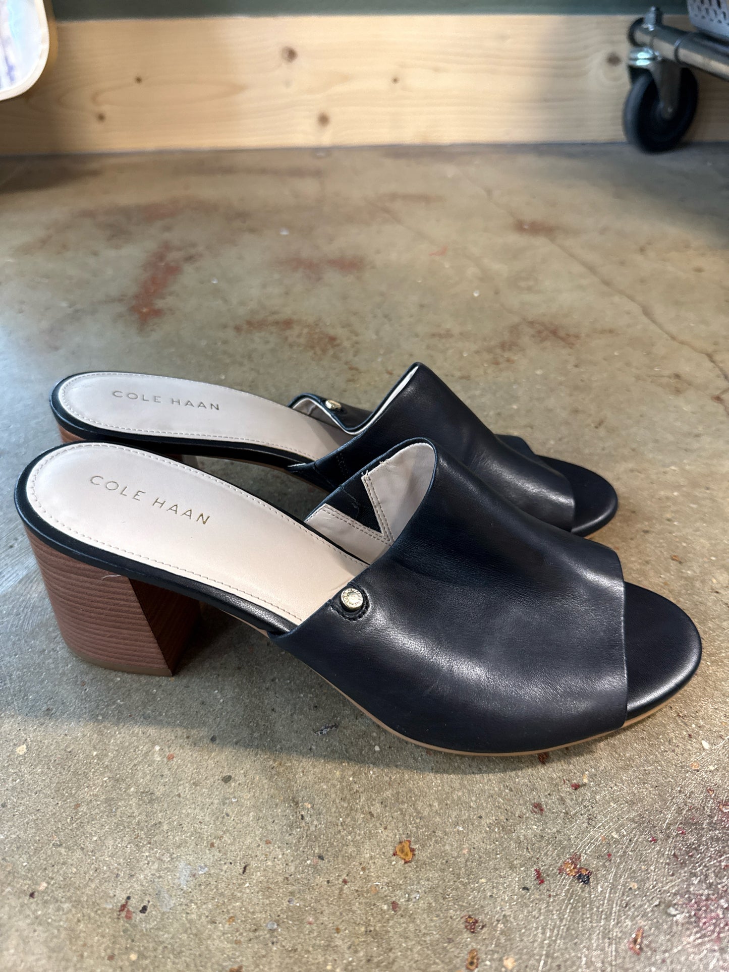 Cole Haan Shoe Size 9B Black Heels