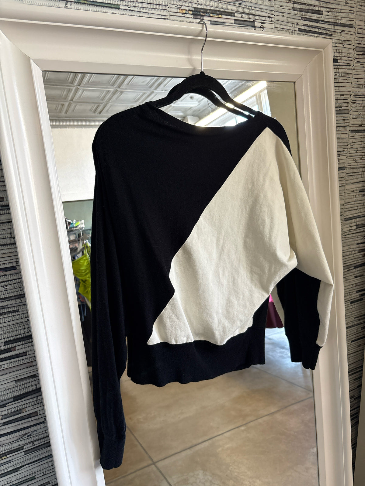 Worth Size P Black & White Top