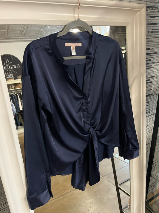 hutch Size XS Navy Longsleeve Top